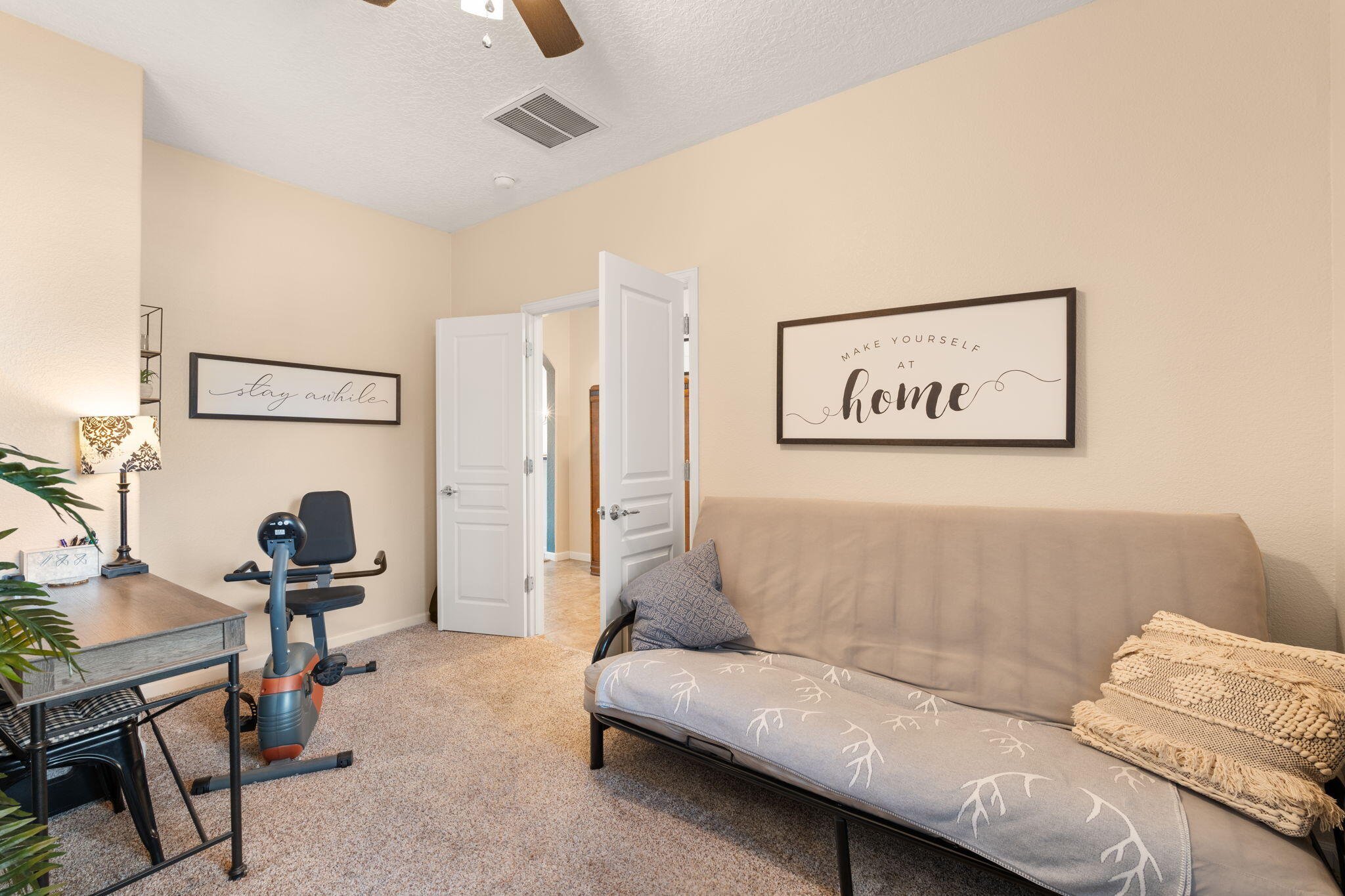 10019 Avenida Vista Sol NW