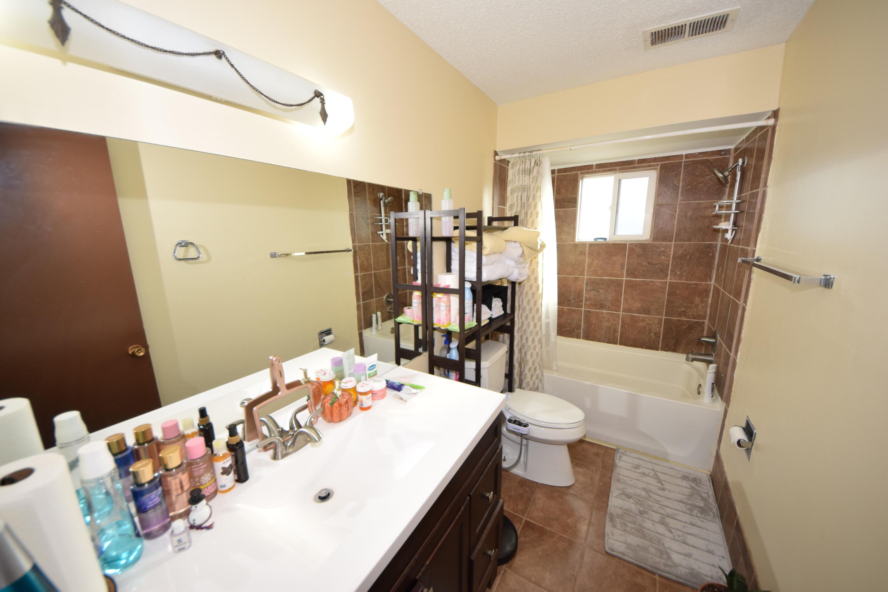 4103 LA MERCED Court SE