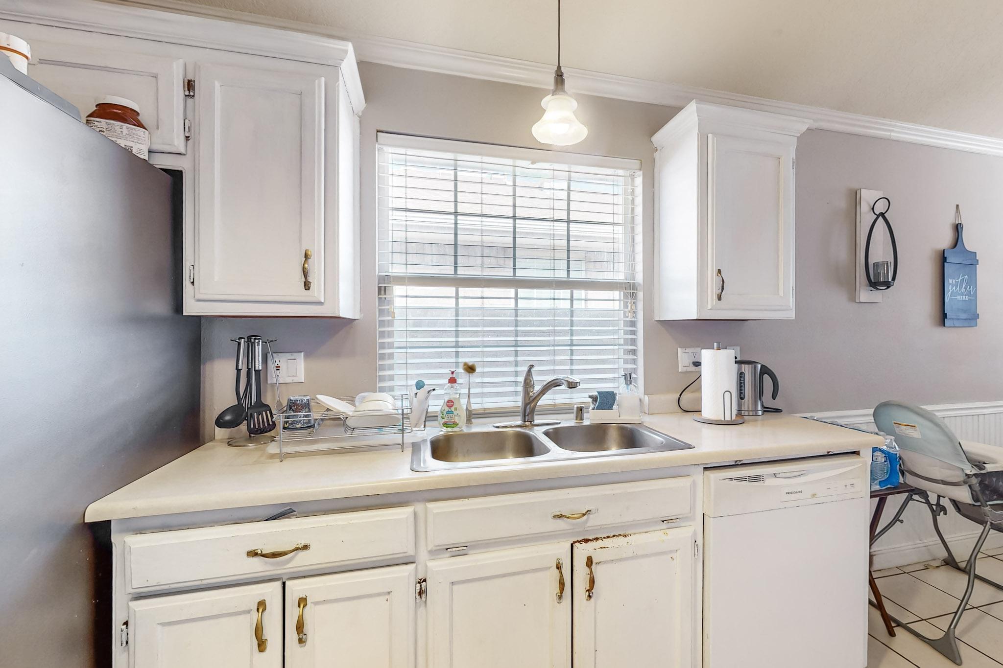 820 BRYCE CANYON Street SE