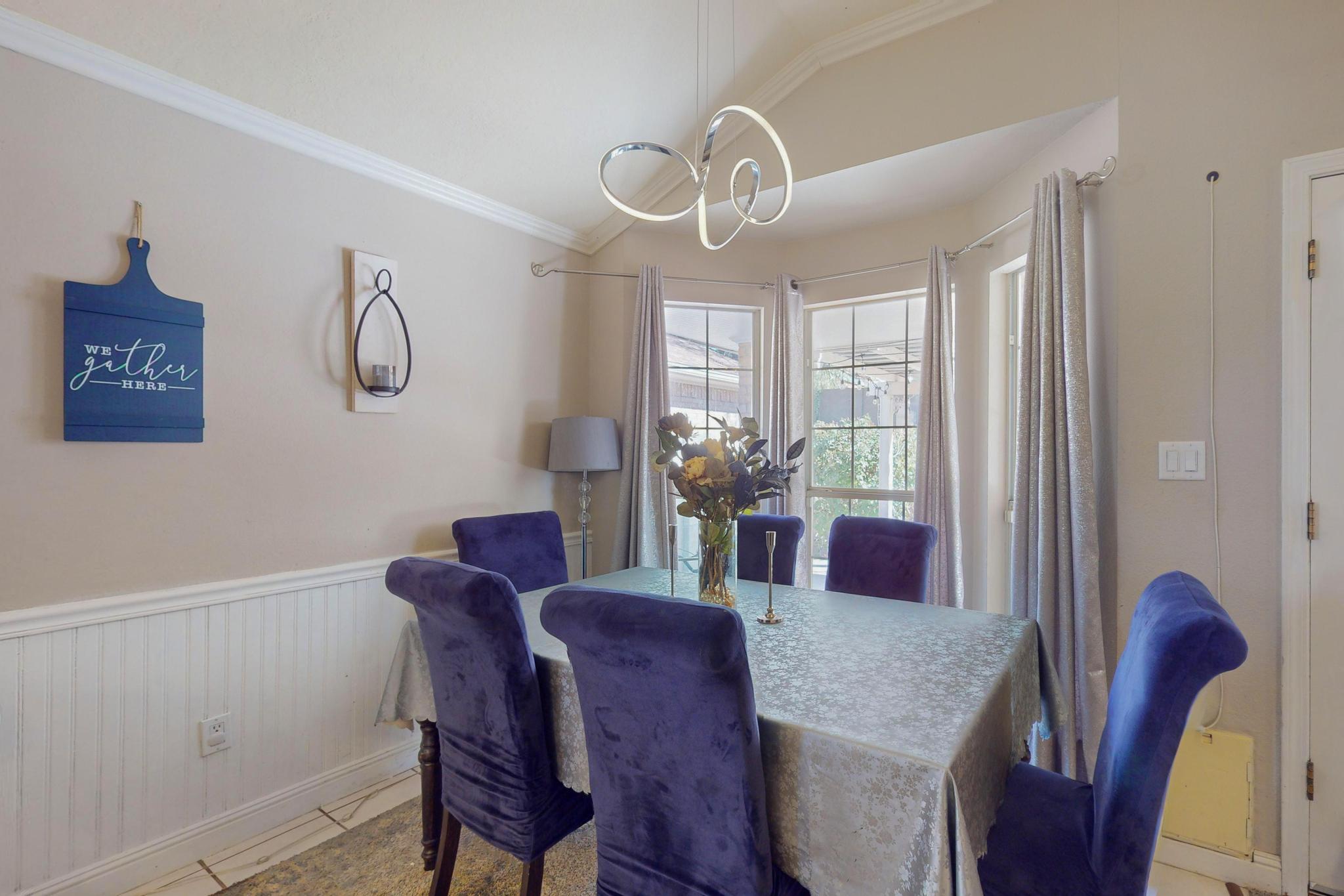 820 BRYCE CANYON Street SE