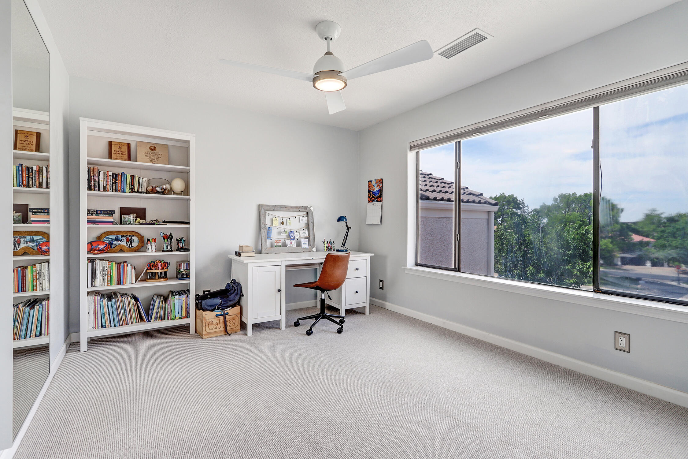 6612 BEAU CHENE NE