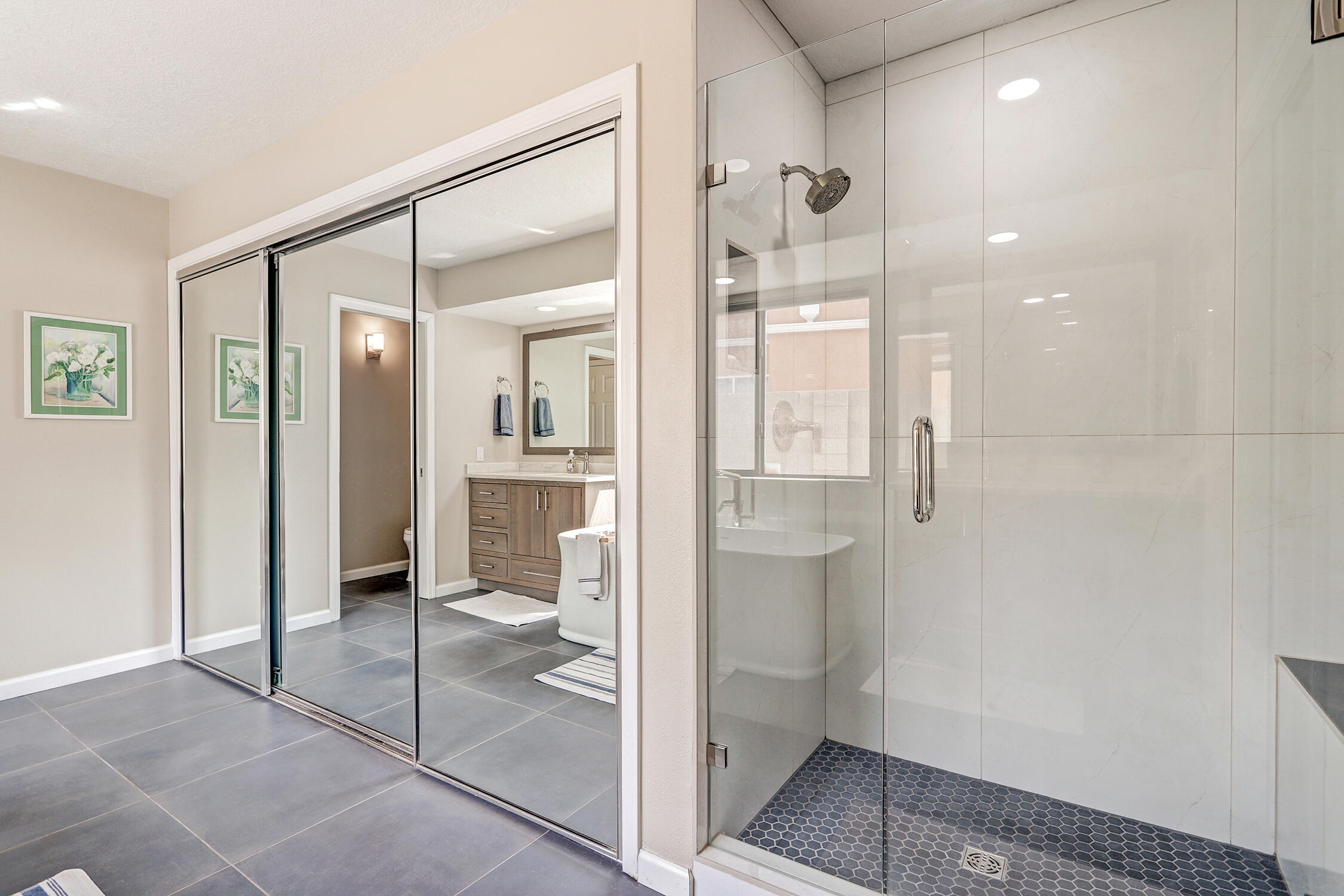 6612 BEAU CHENE NE