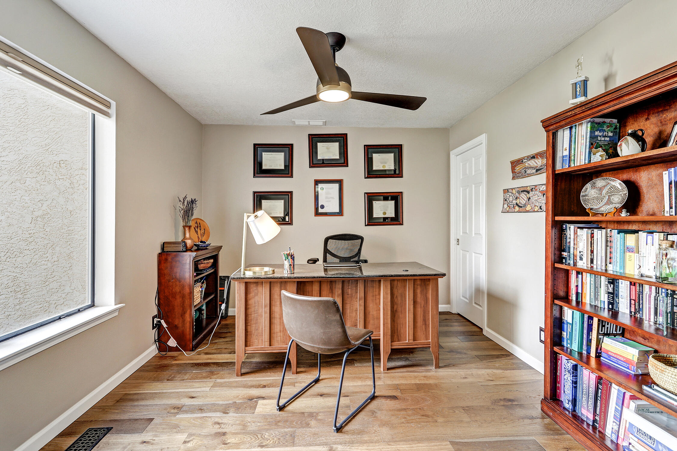 6612 BEAU CHENE NE