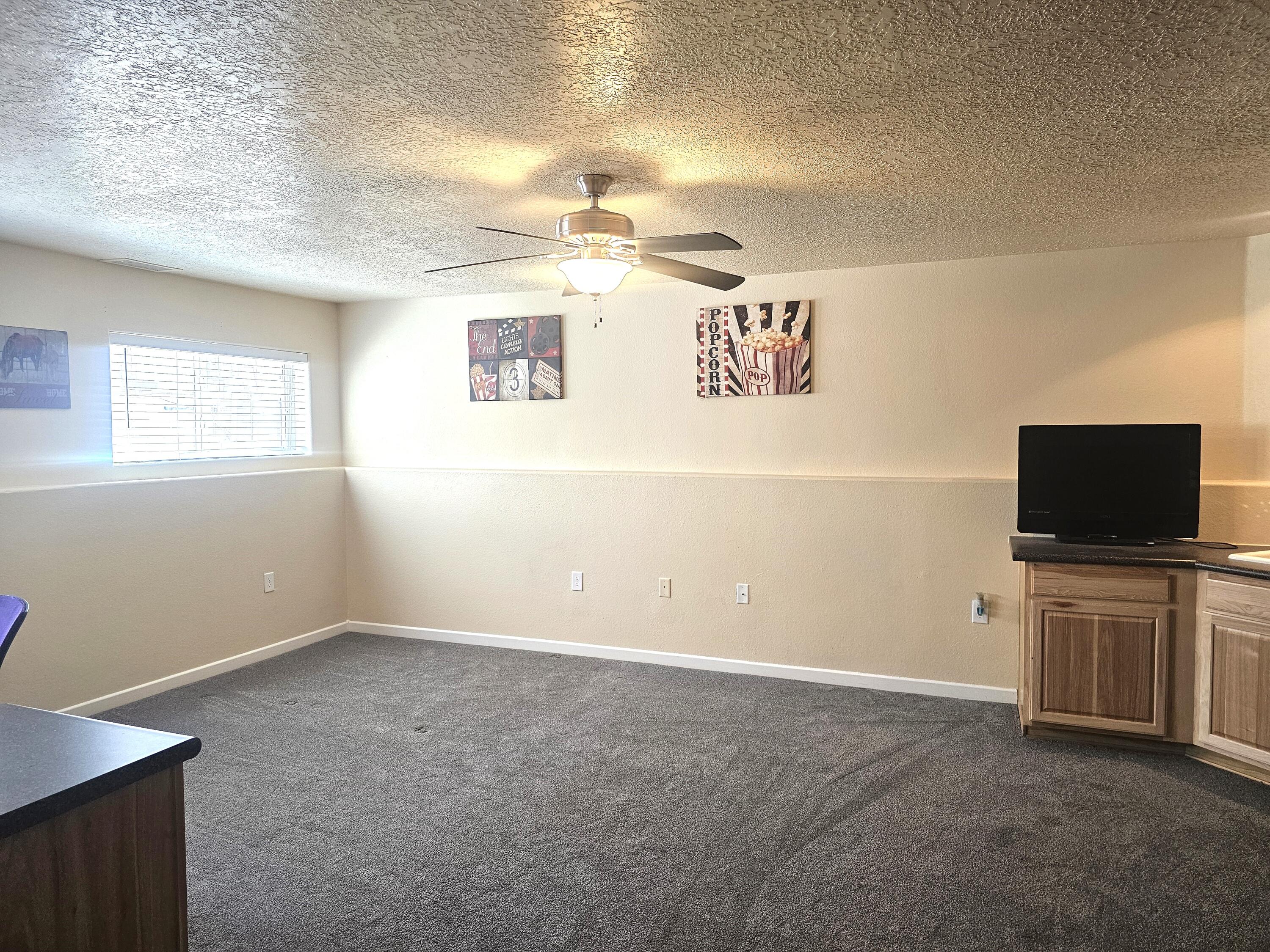 1124 REYNOSA Loop SE