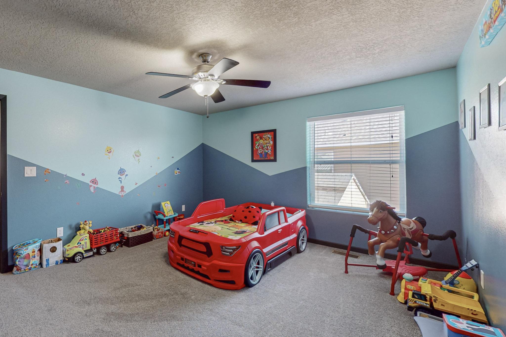 1124 REYNOSA Loop SE