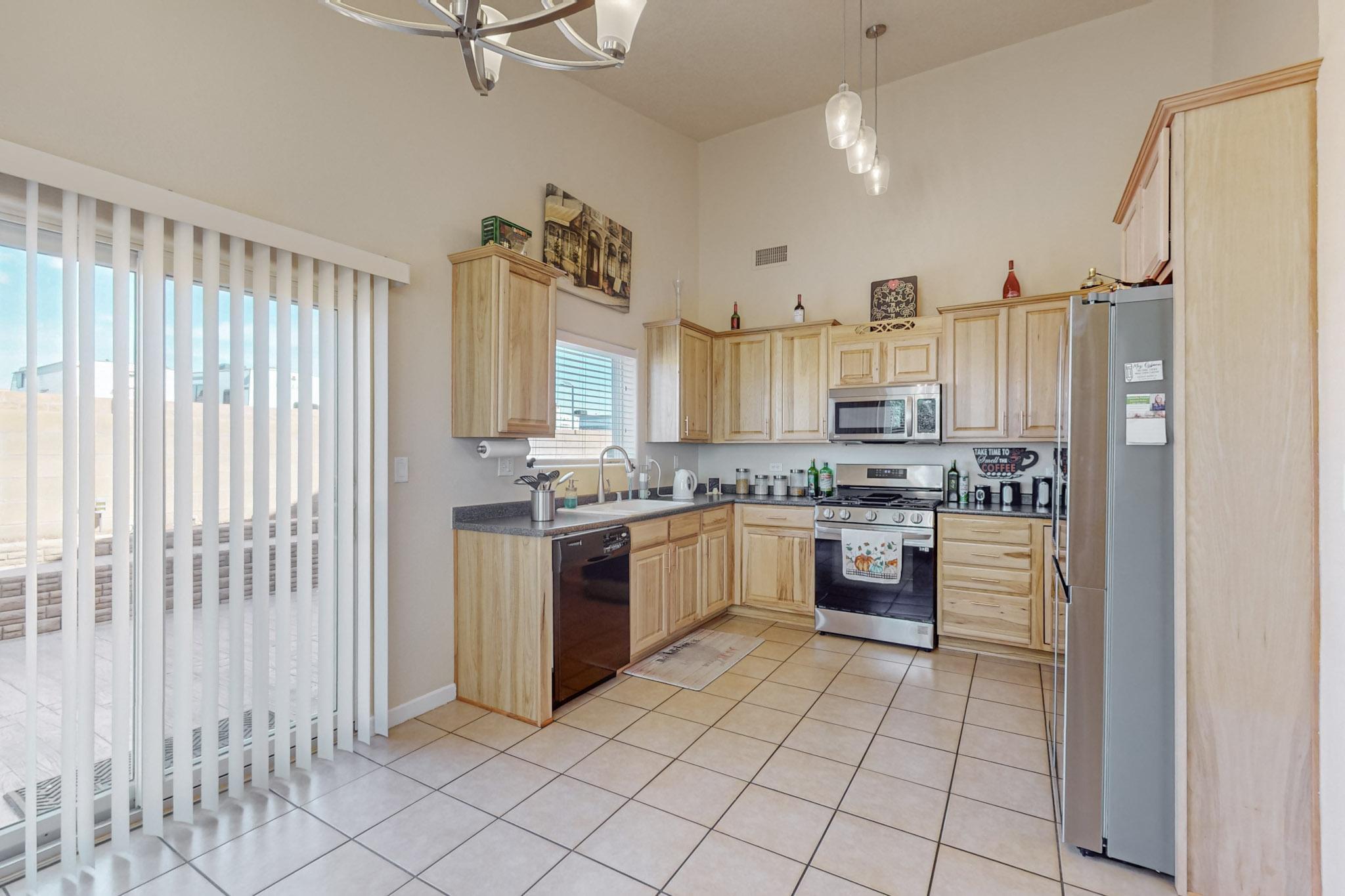 1124 REYNOSA Loop SE