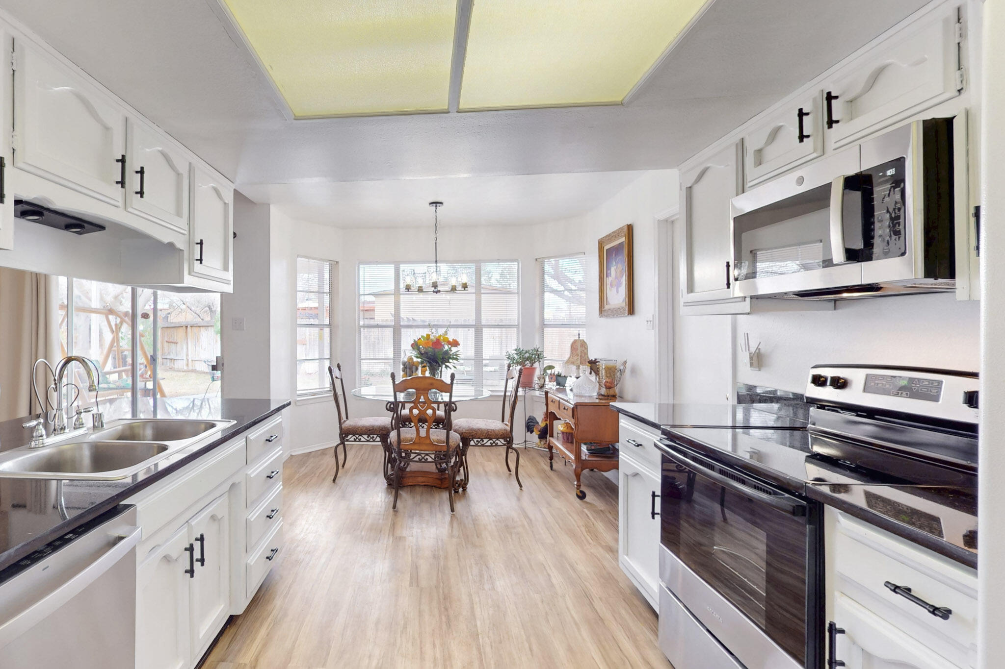 10300 JARMEL Drive NW