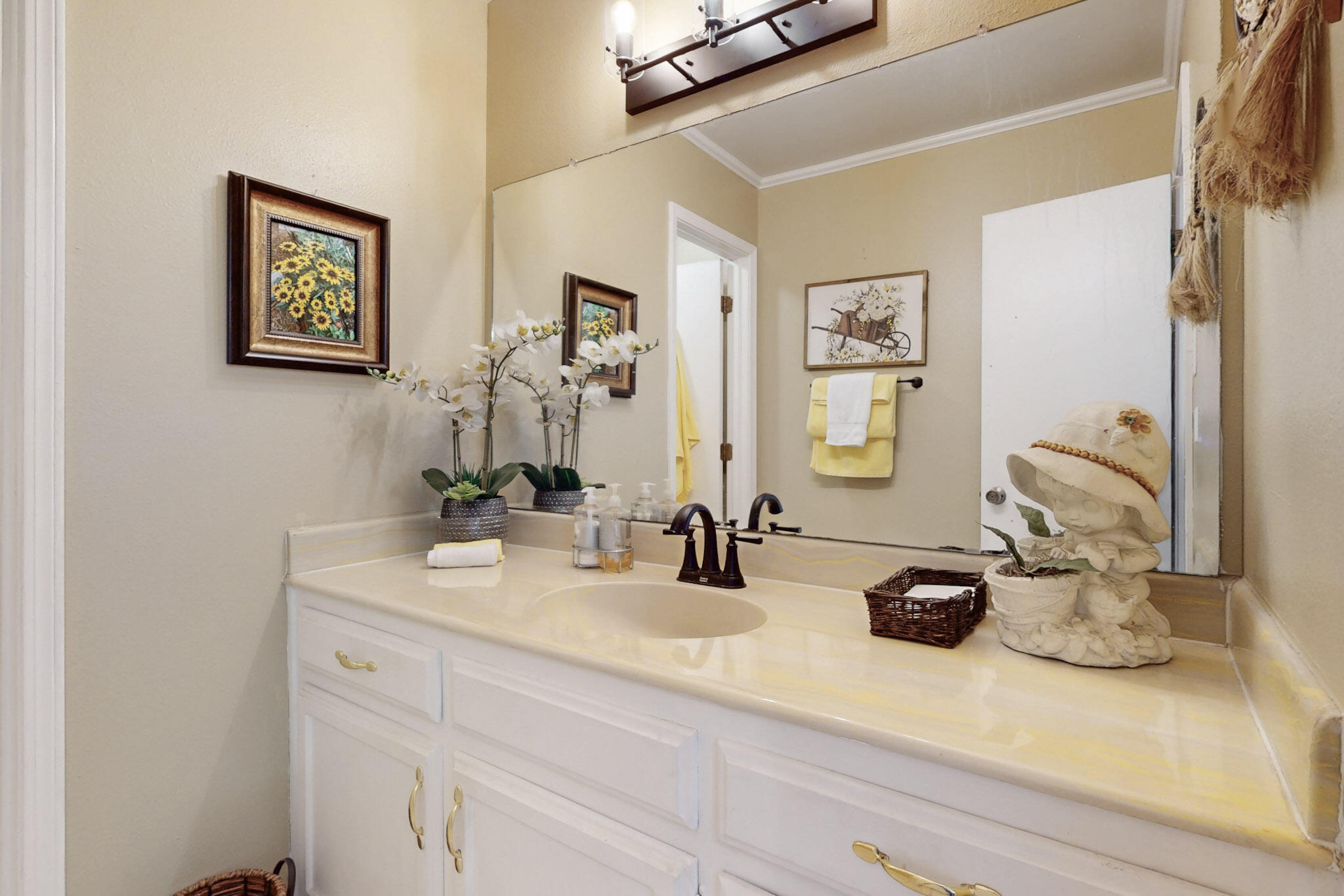 10300 JARMEL Drive NW