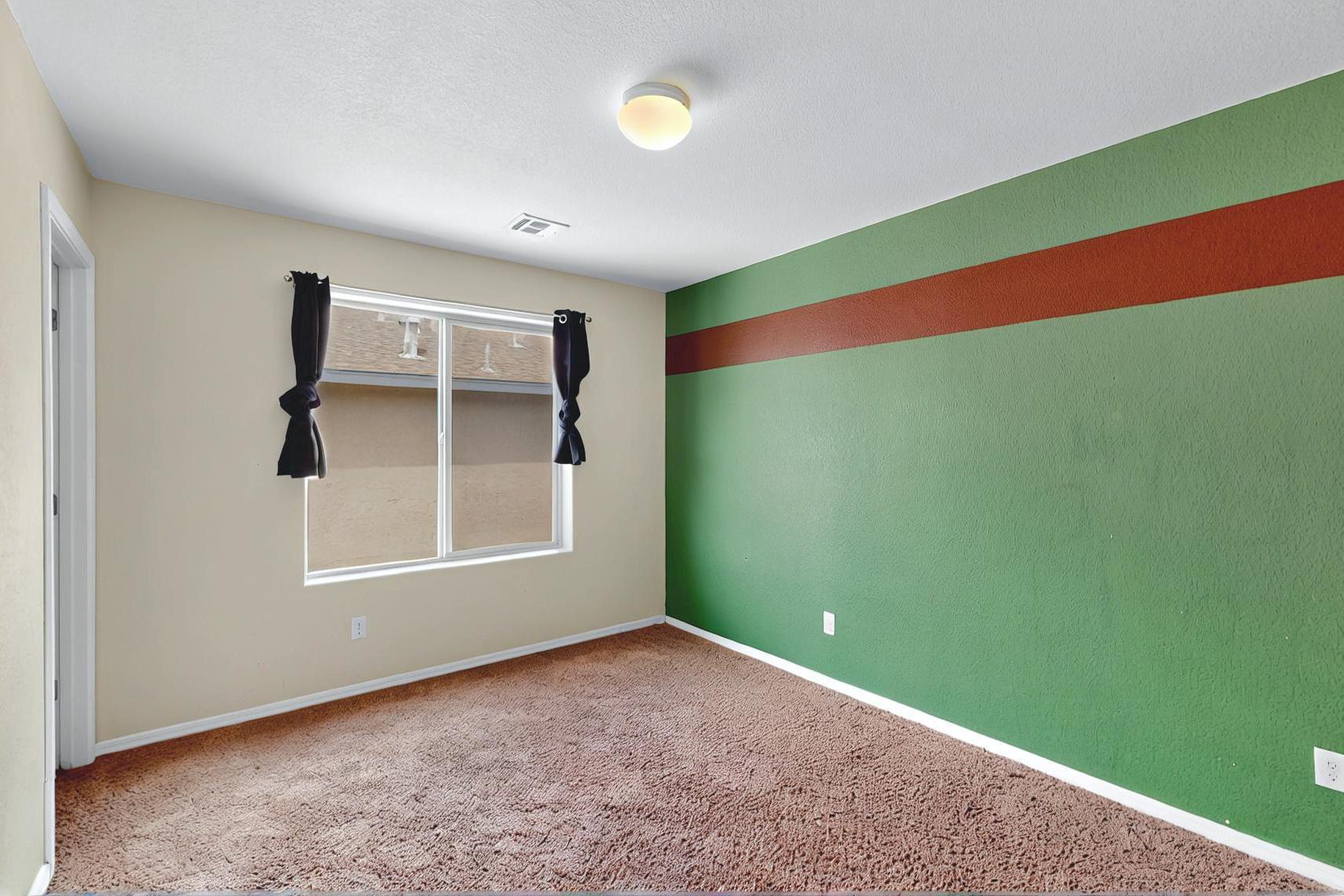 6745 Mountain Hawk Loop NE