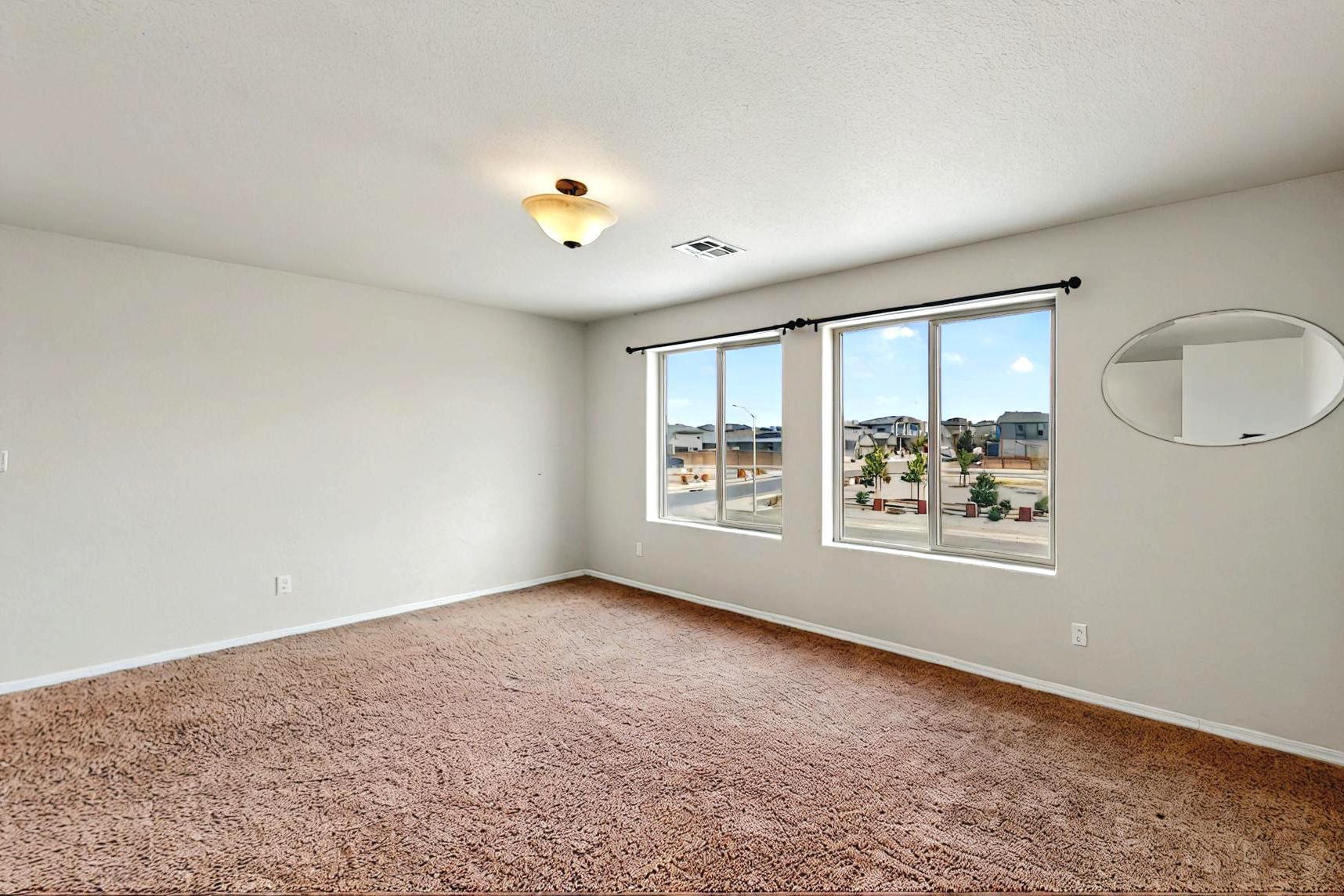 6745 Mountain Hawk Loop NE