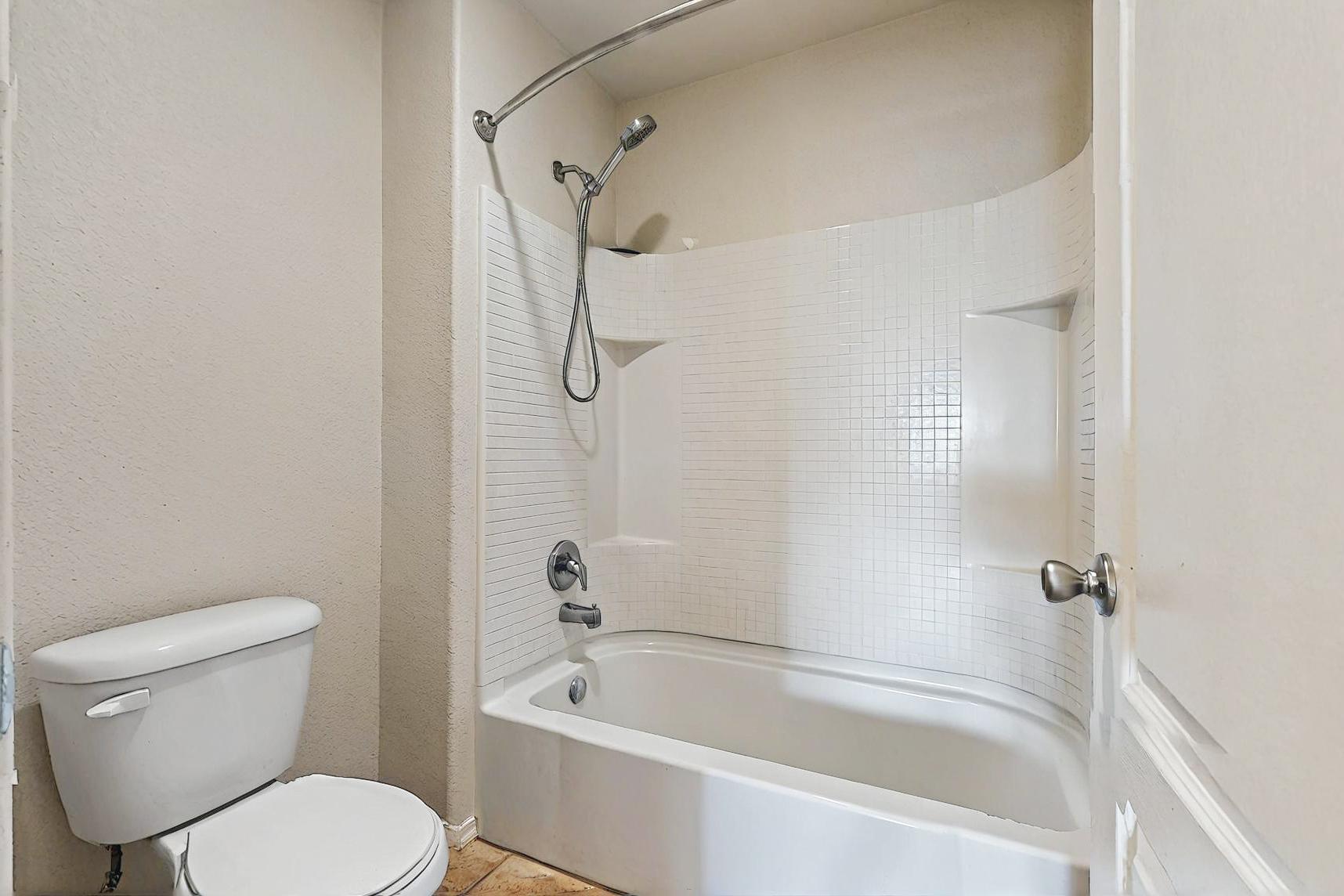 6745 Mountain Hawk Loop NE