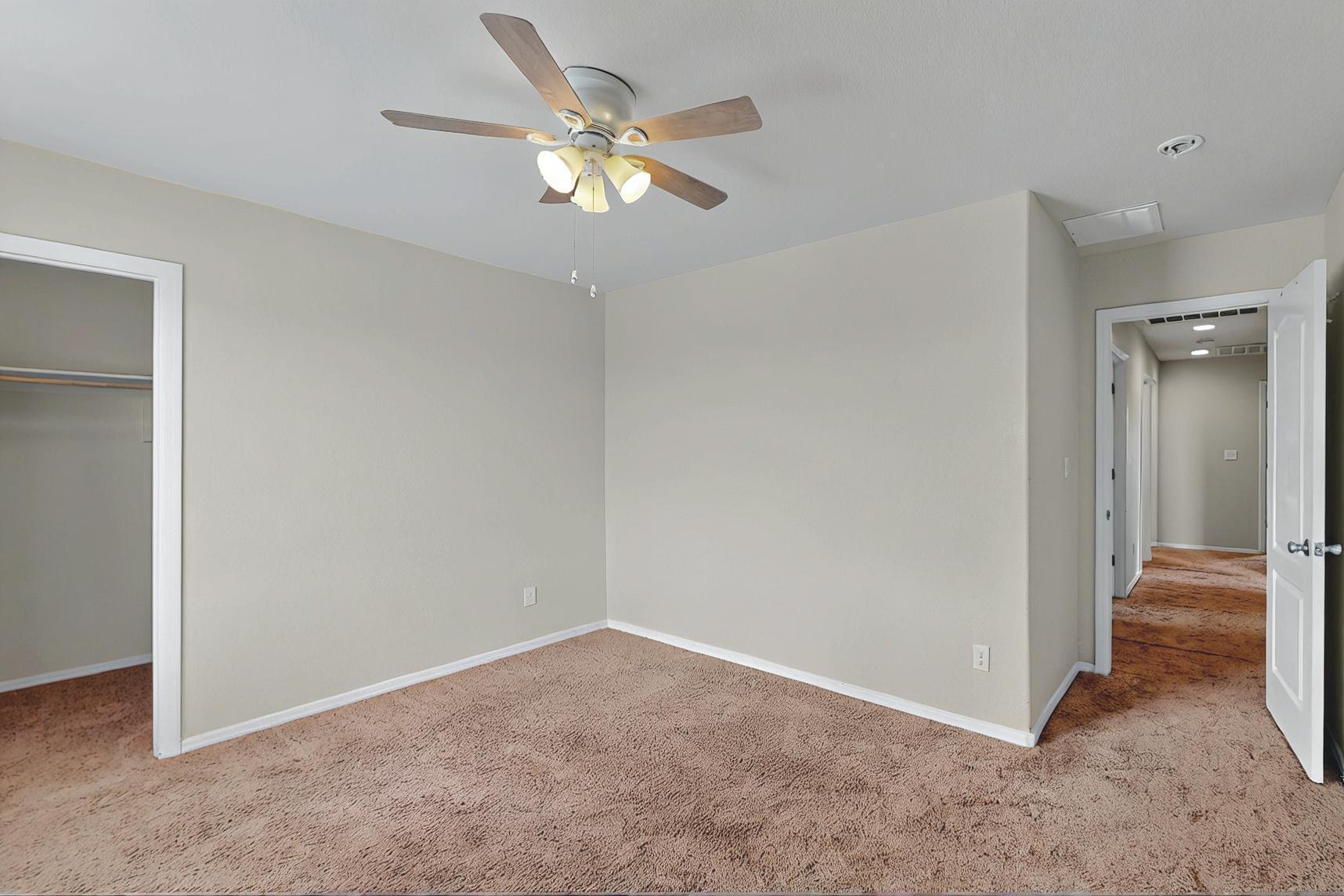 6745 Mountain Hawk Loop NE