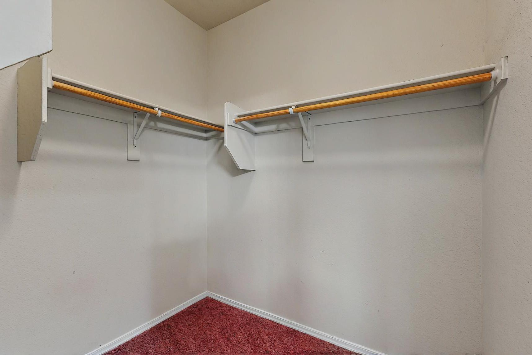 6745 Mountain Hawk Loop NE