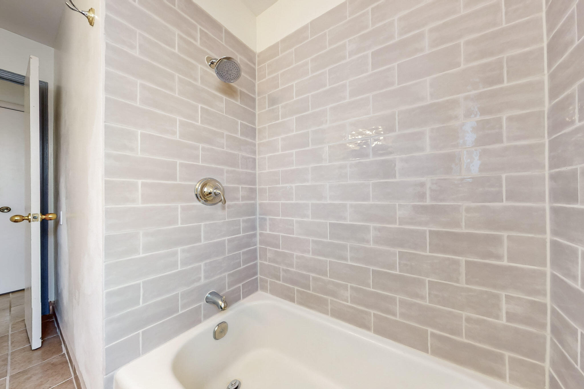 2413 FIGUEROA Drive NE