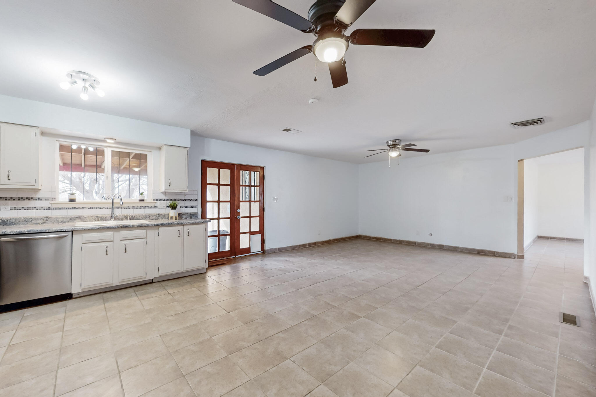 2413 FIGUEROA Drive NE