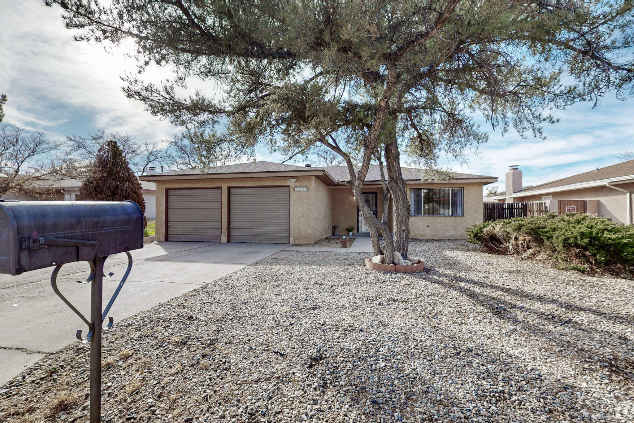 2413 FIGUEROA Drive NE