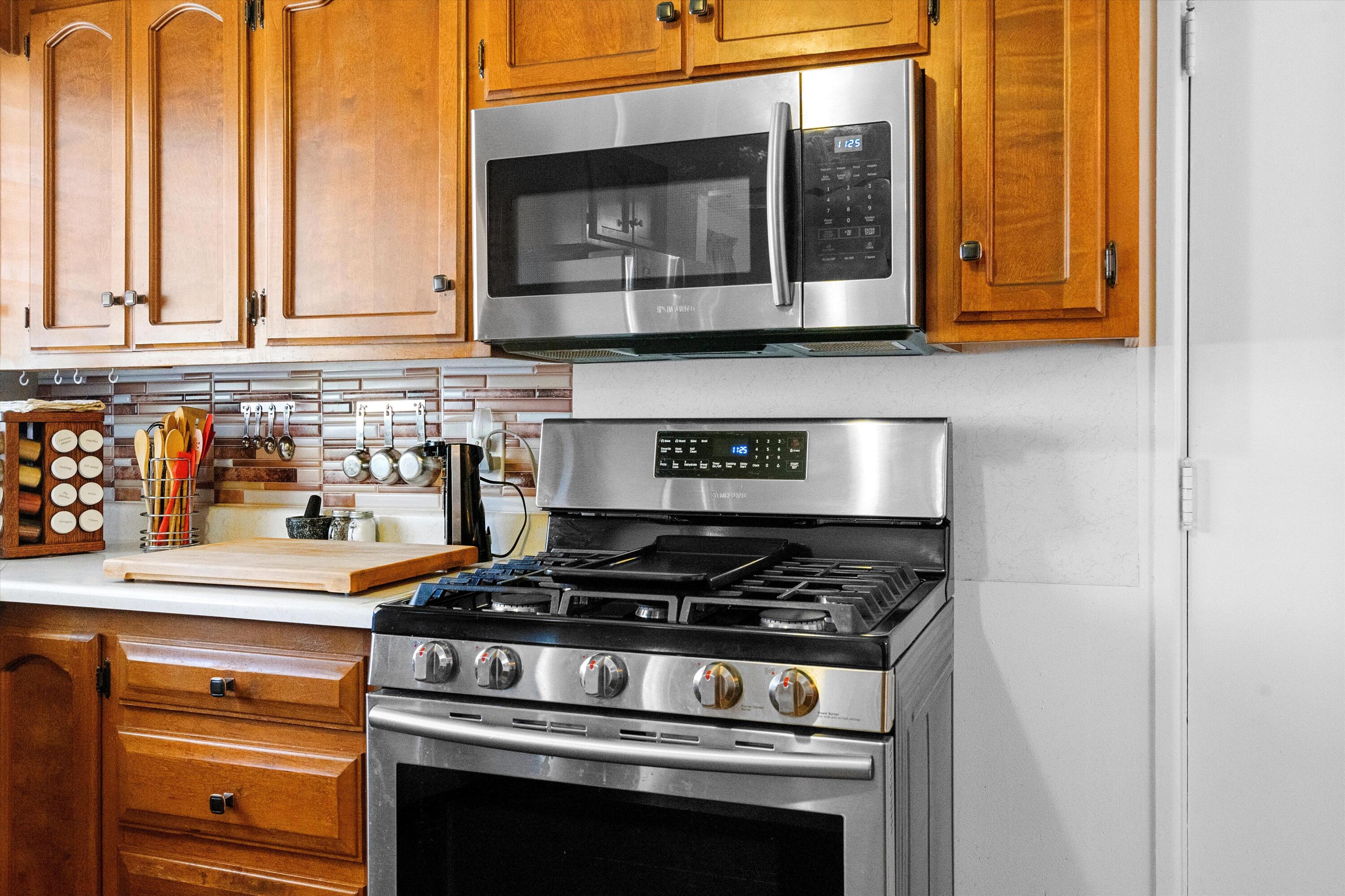 1505 WYOMING Boulevard NE