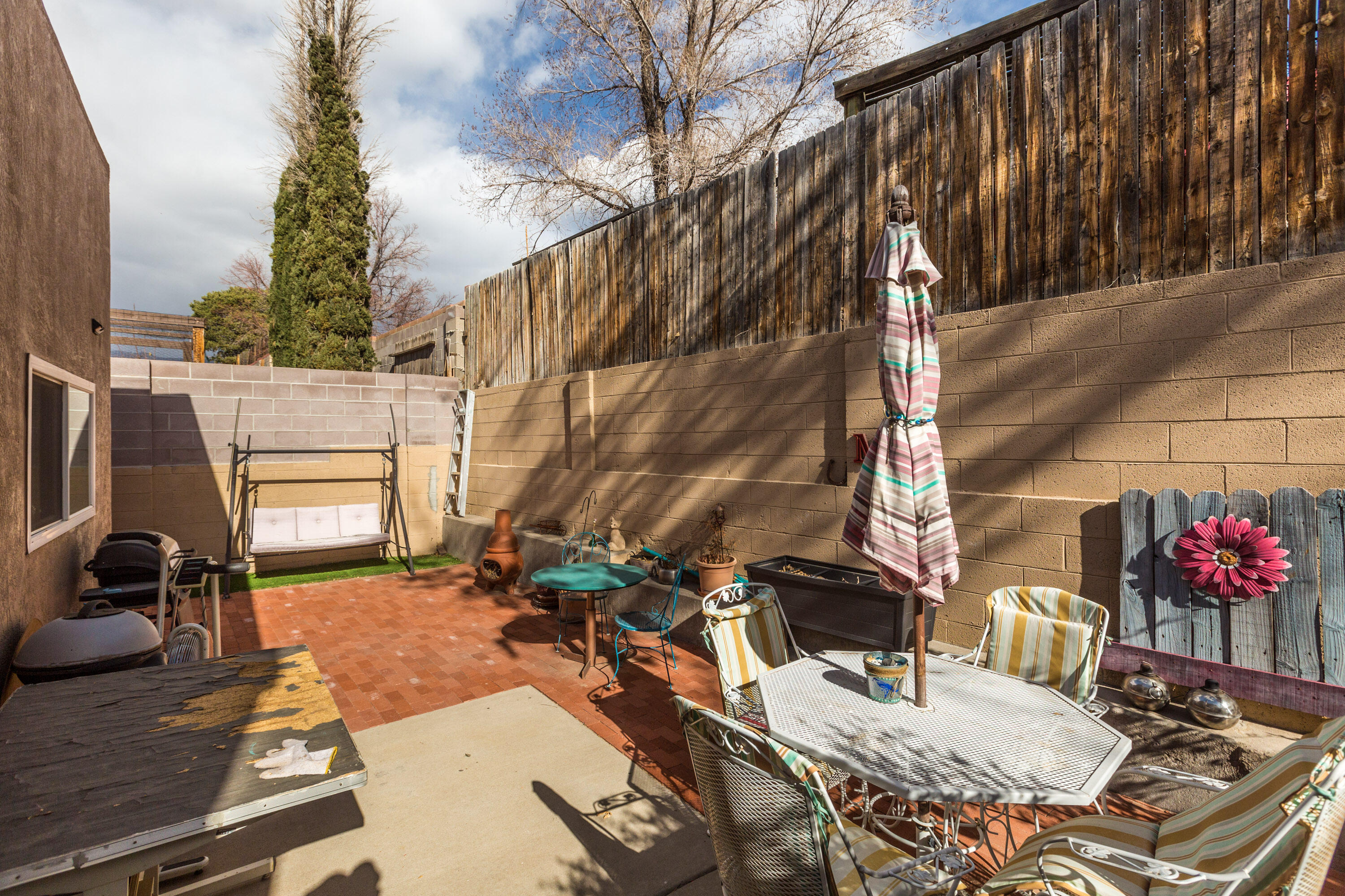 12828 DONETTE Court NE