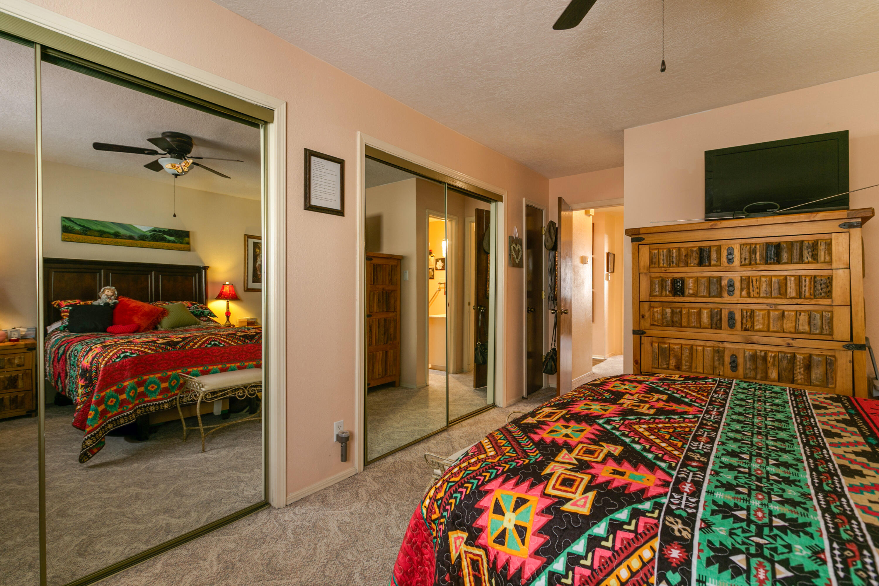 12828 DONETTE Court NE