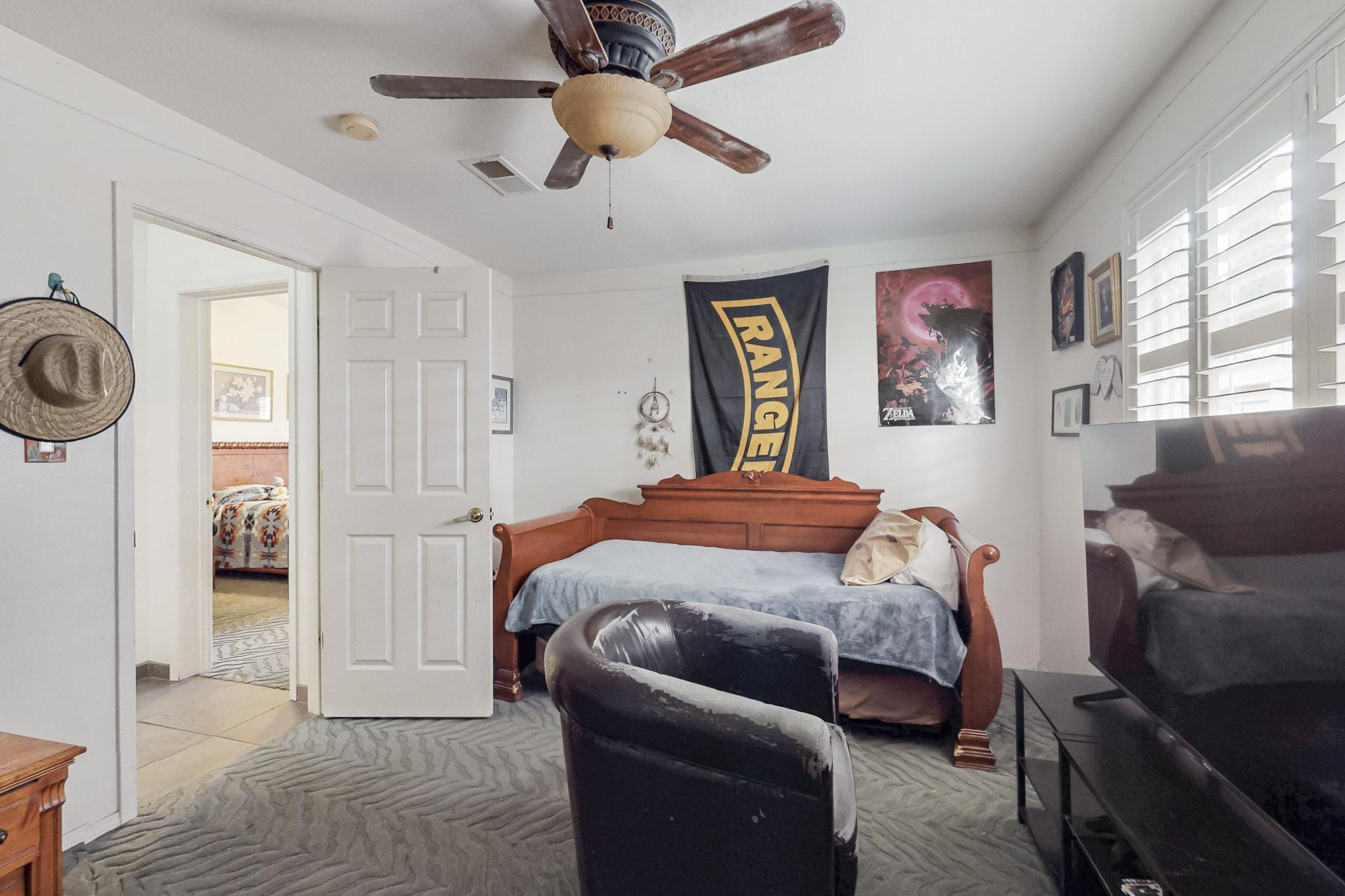 8304 CAMINO DEL VENADO NW