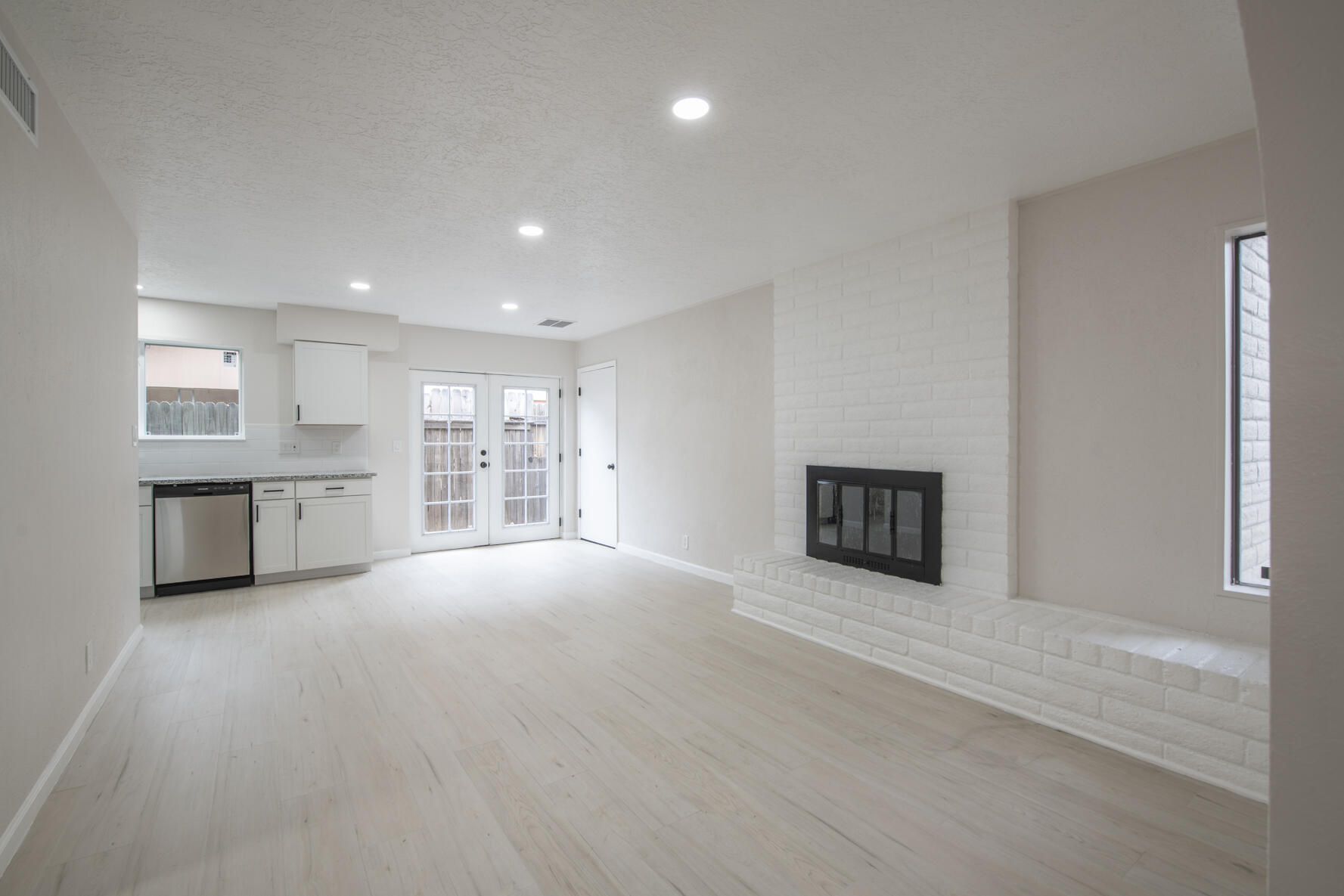 5404 CIMARRON Road NW