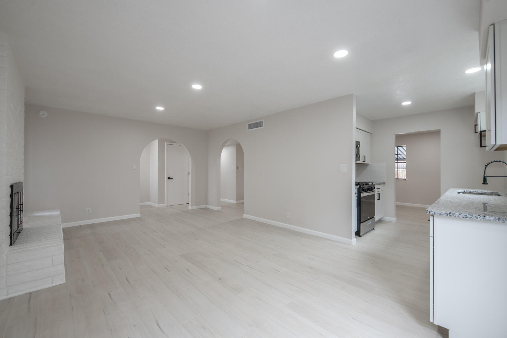 5404 CIMARRON Road NW