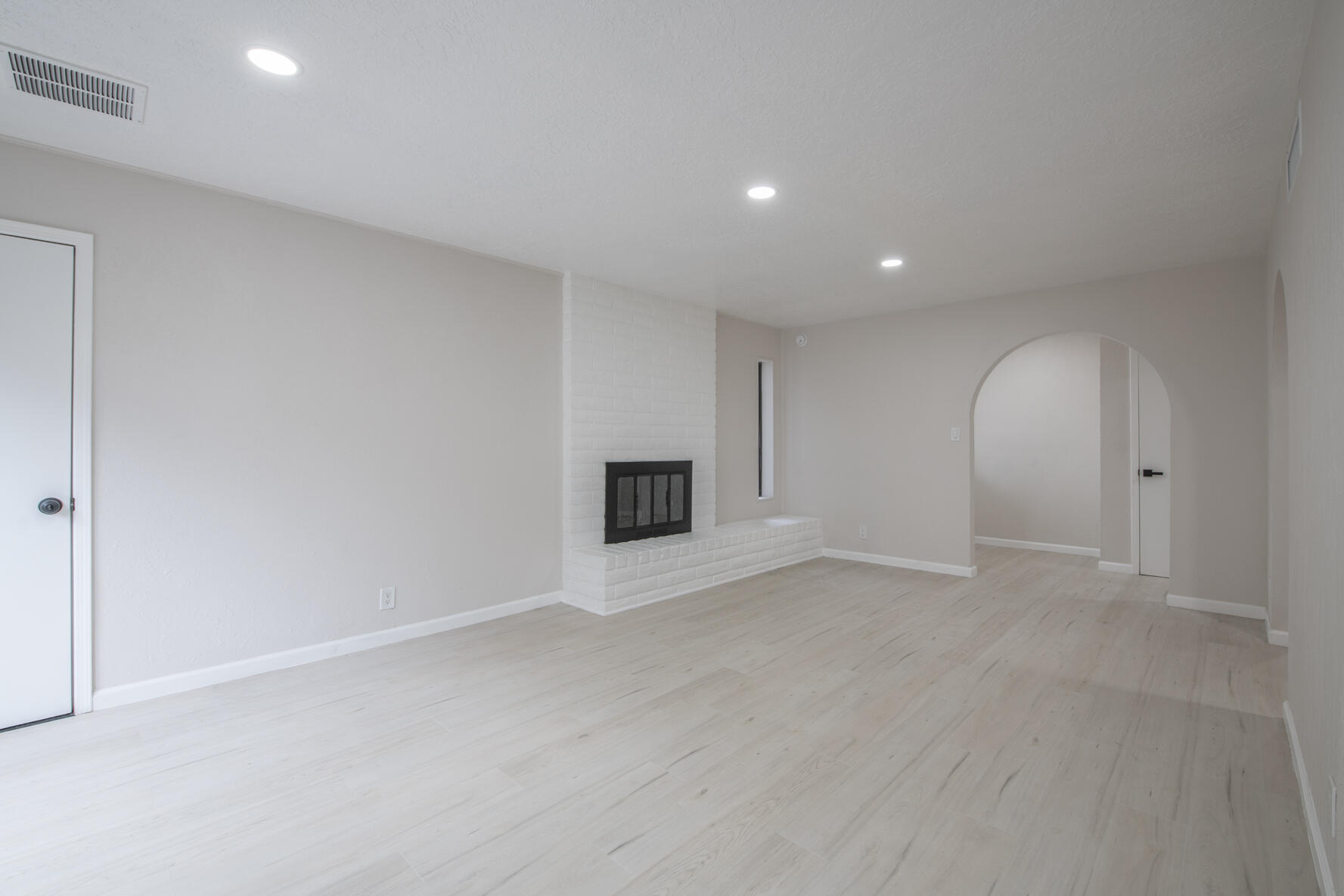 5404 CIMARRON Road NW