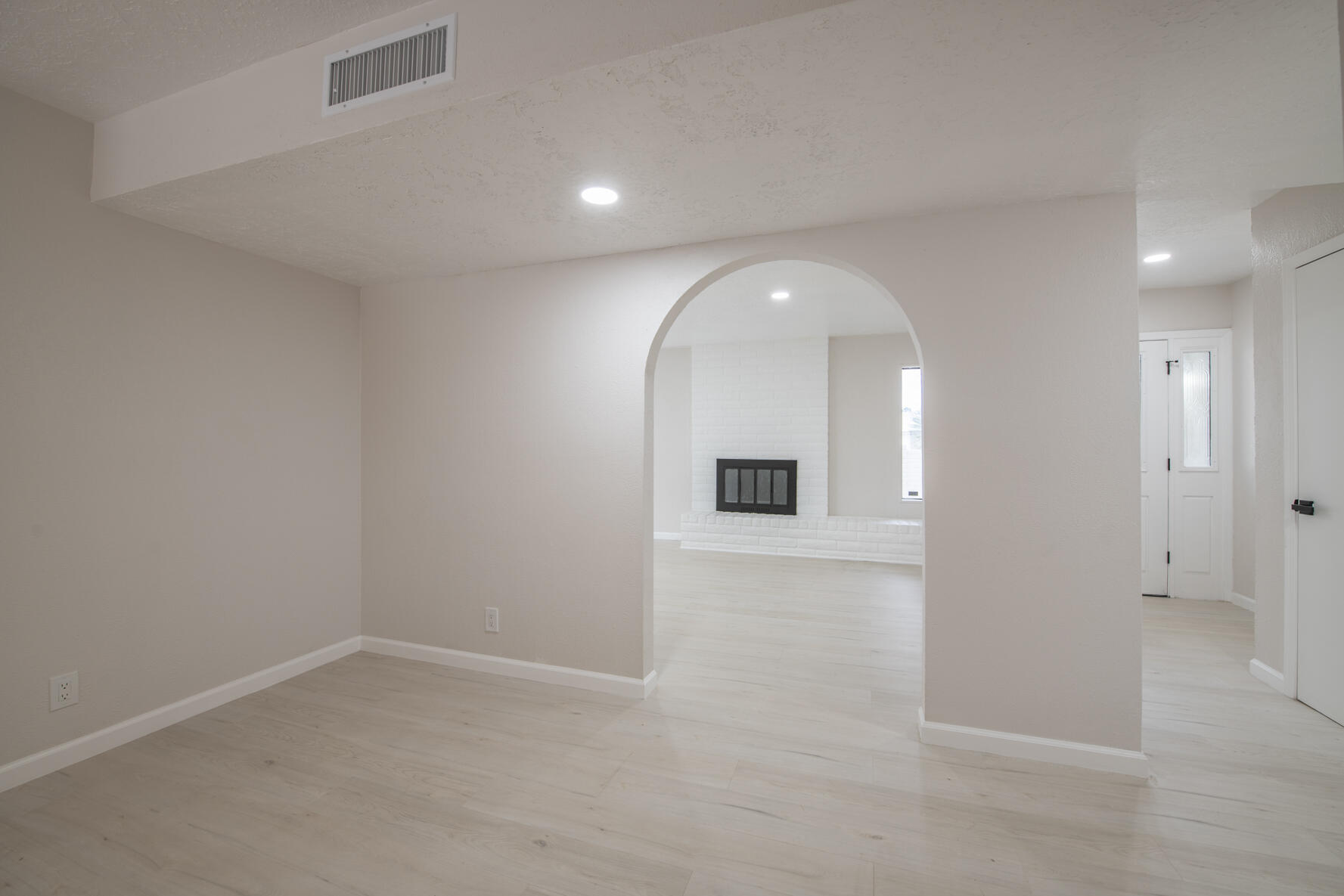 5404 CIMARRON Road NW