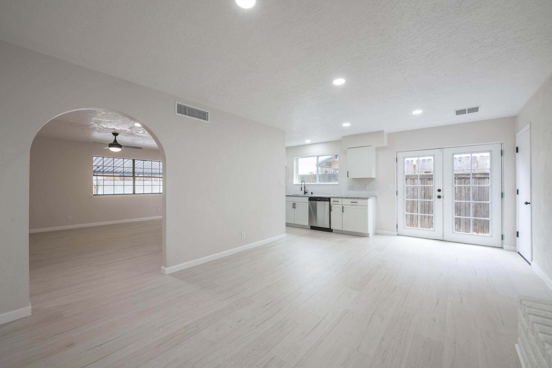 5404 CIMARRON Road NW