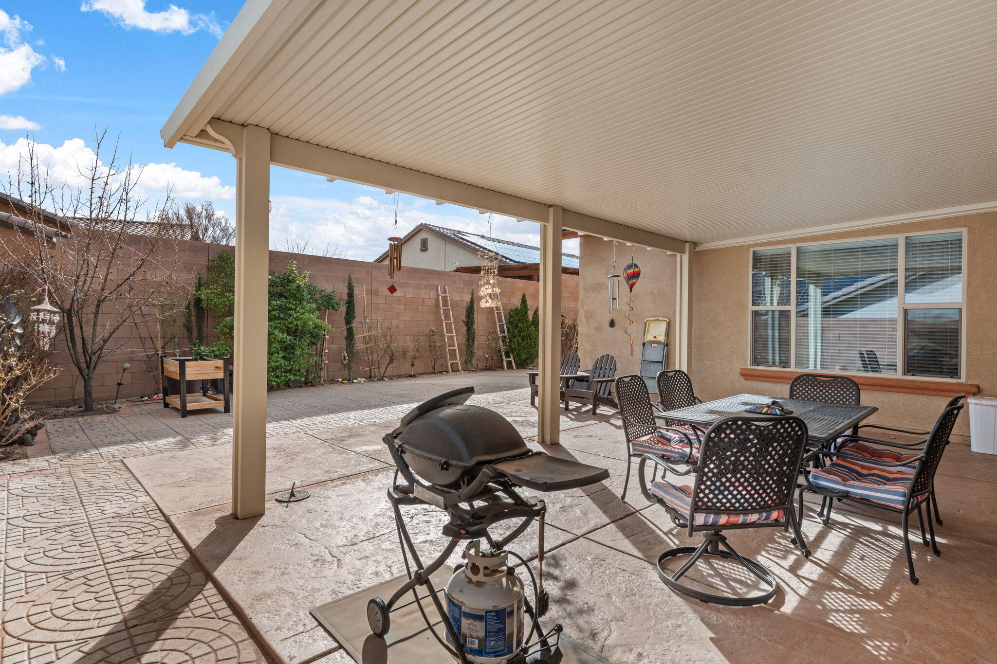 3816 TIERRA VISTA Place NE