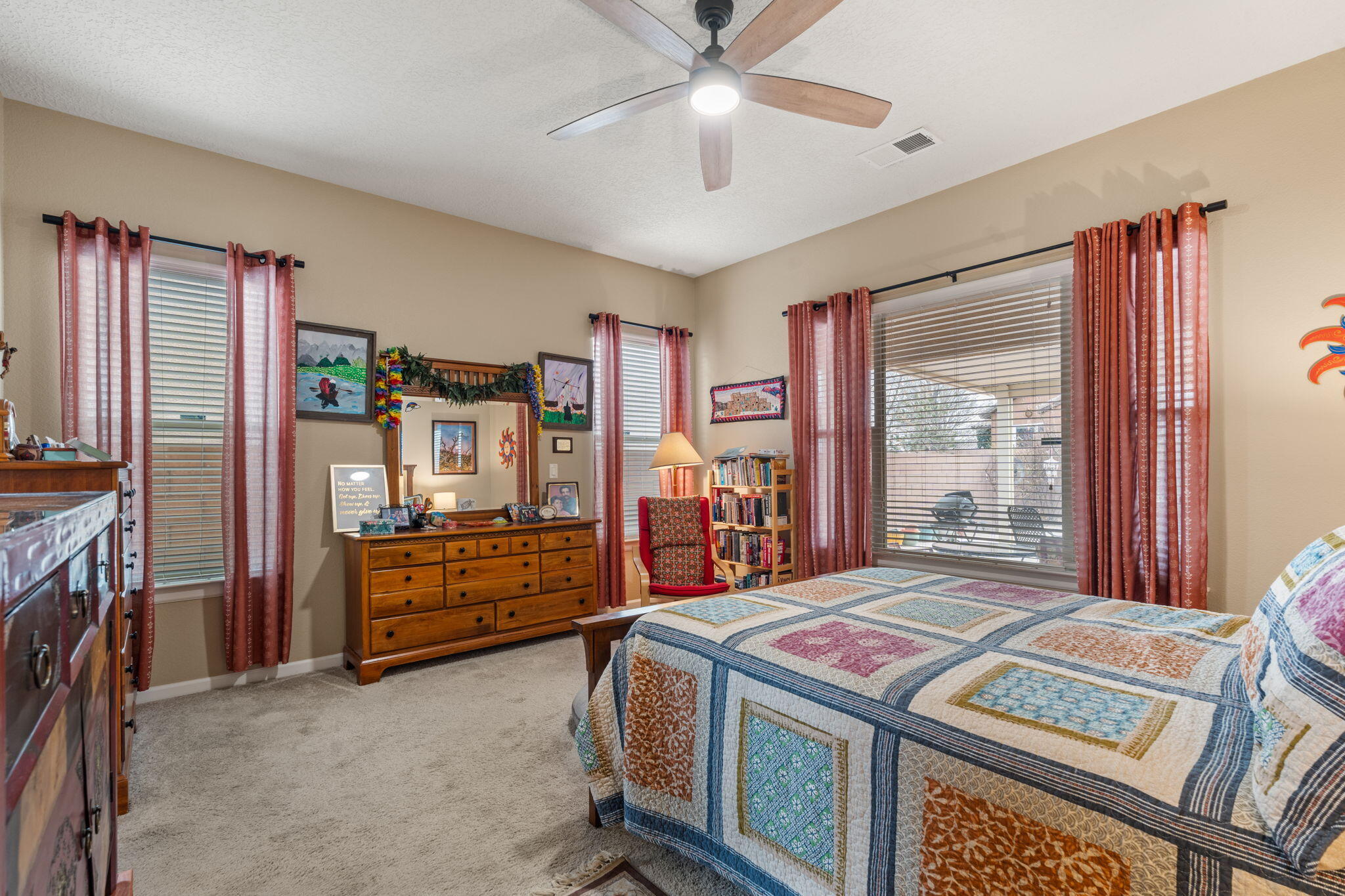 3816 TIERRA VISTA Place NE