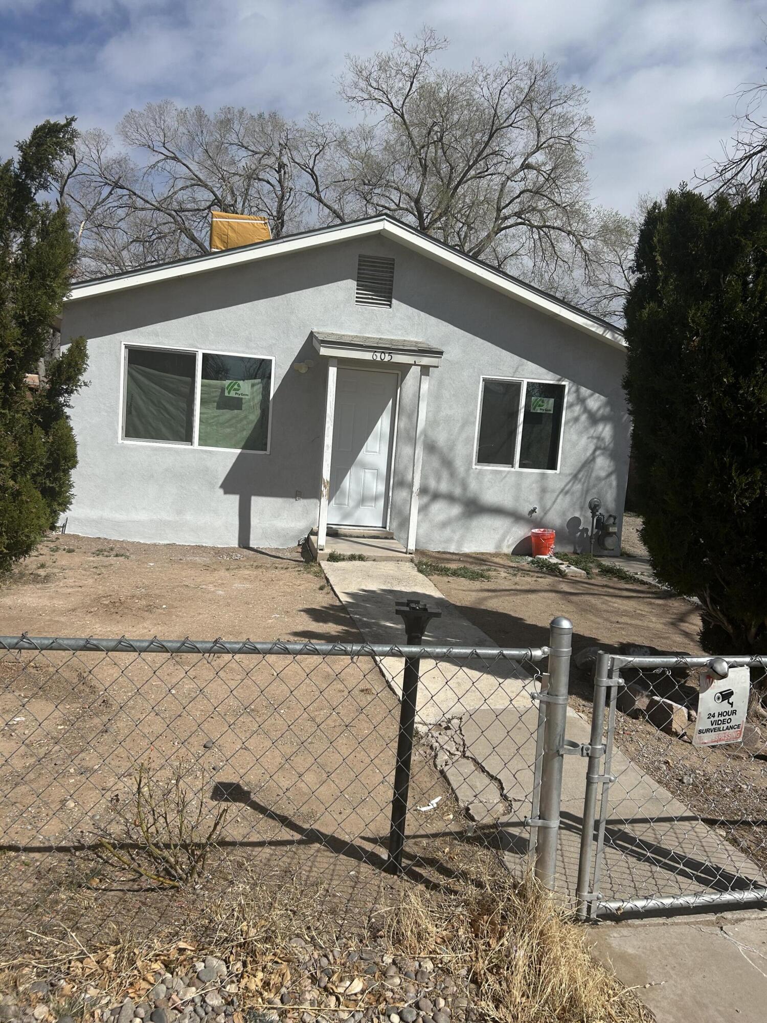 605 SAN CLEMENTE Avenue NW