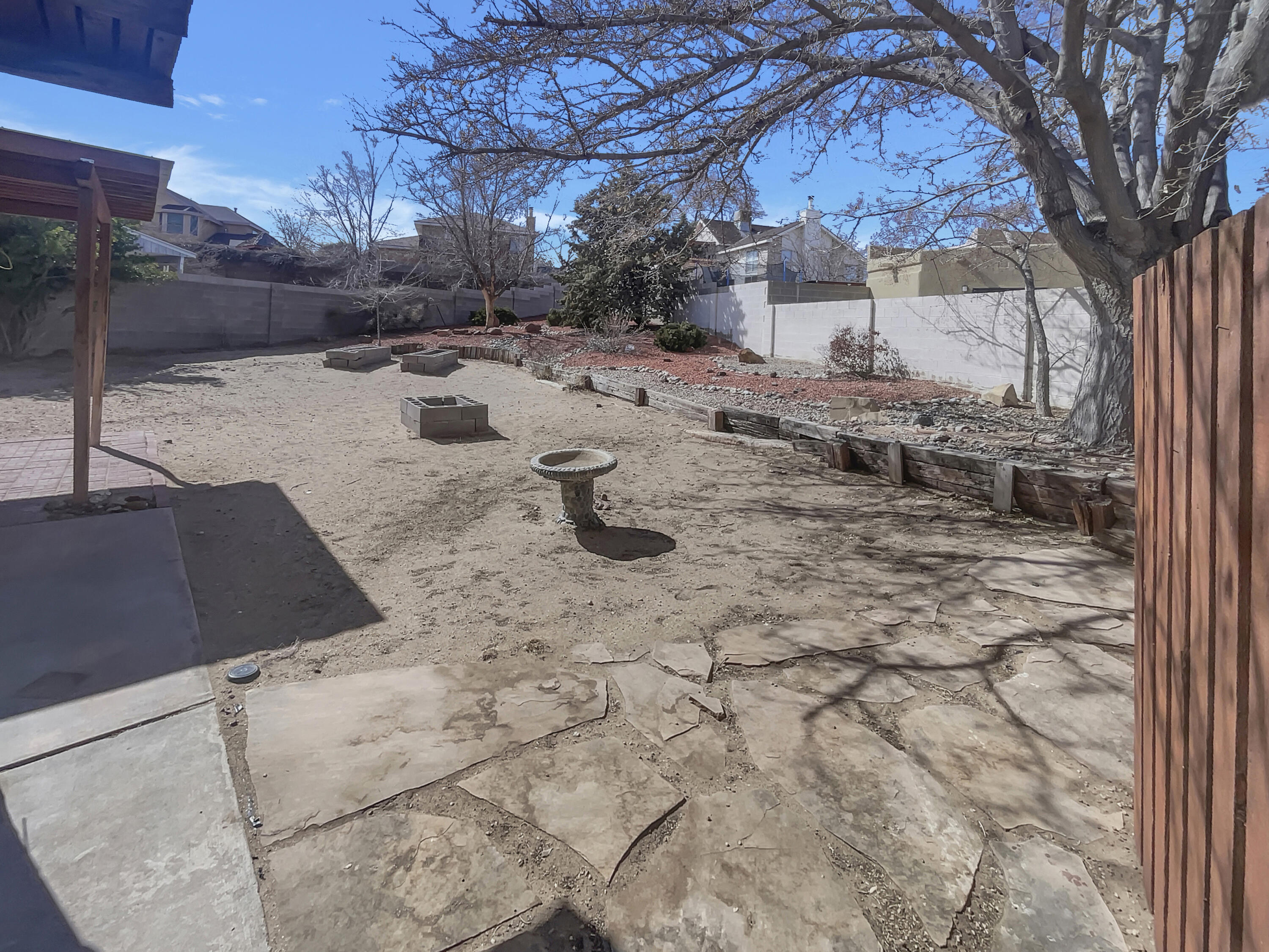 6737 GLEASON Avenue NW