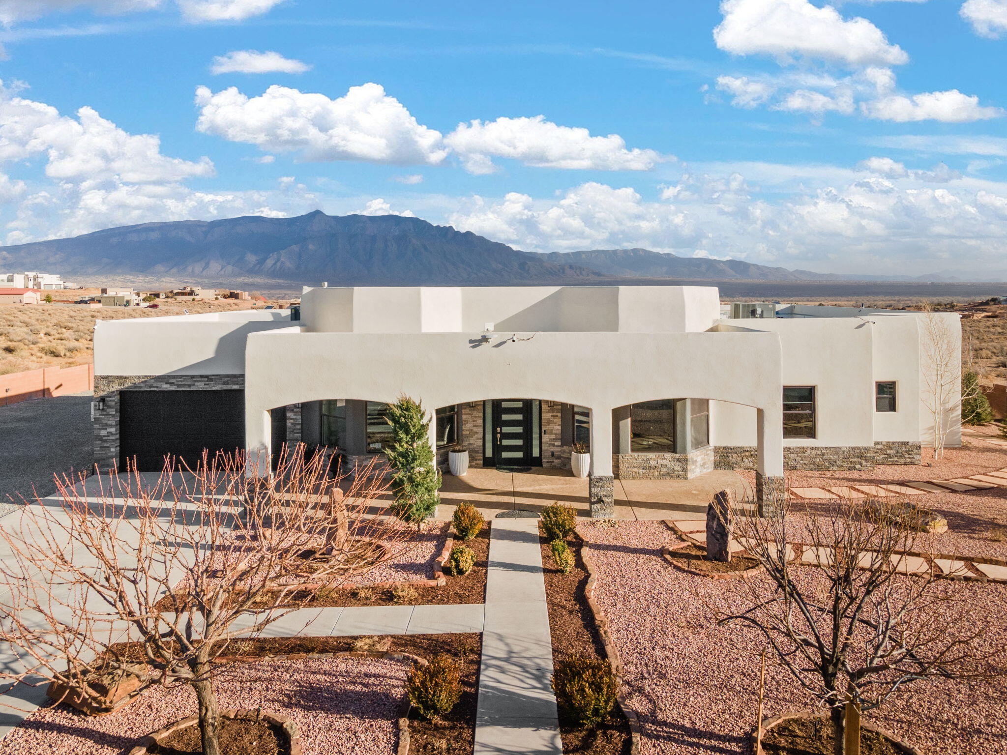 6316 La Paz Road NE
