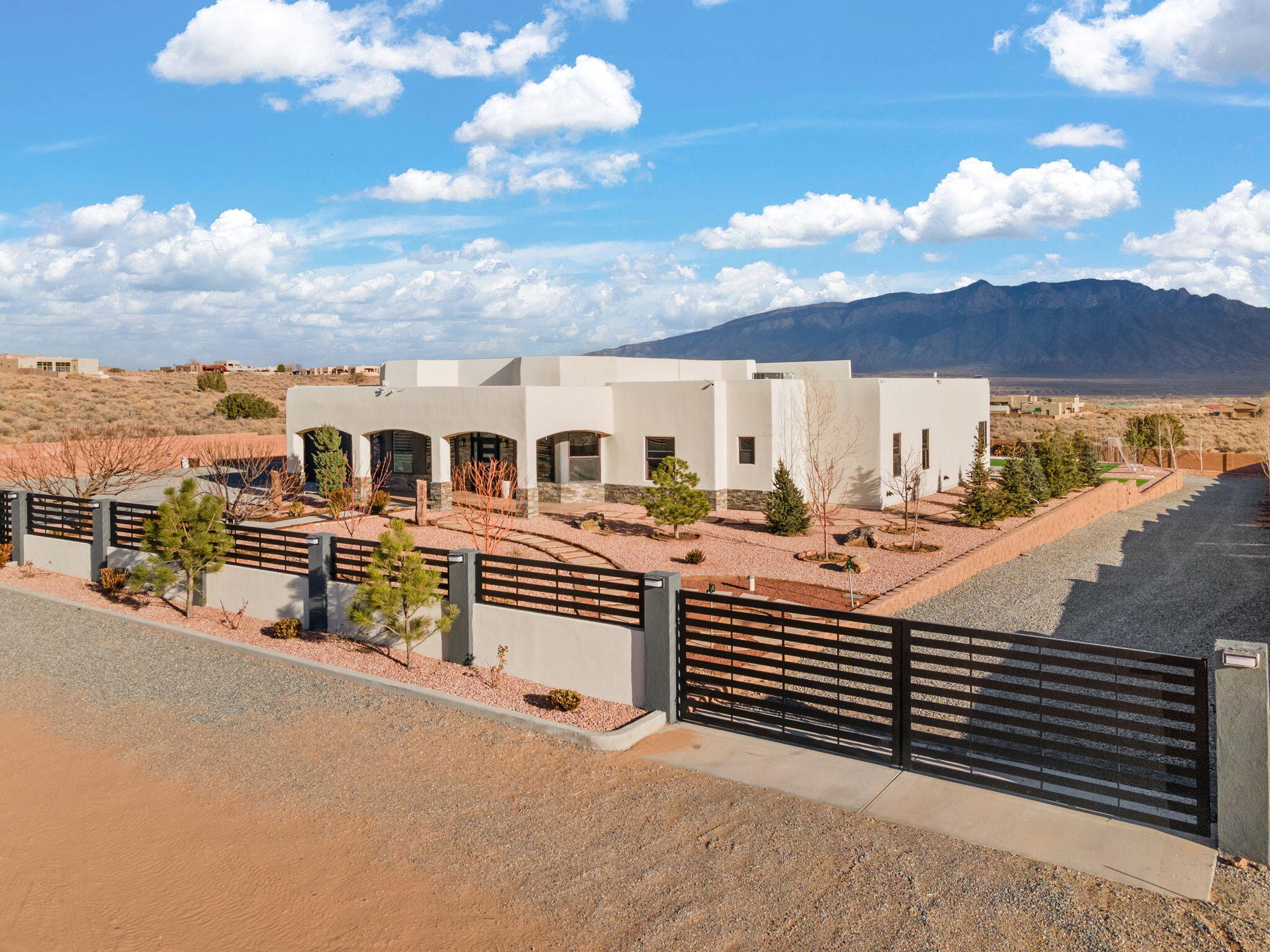 6316 La Paz Road NE