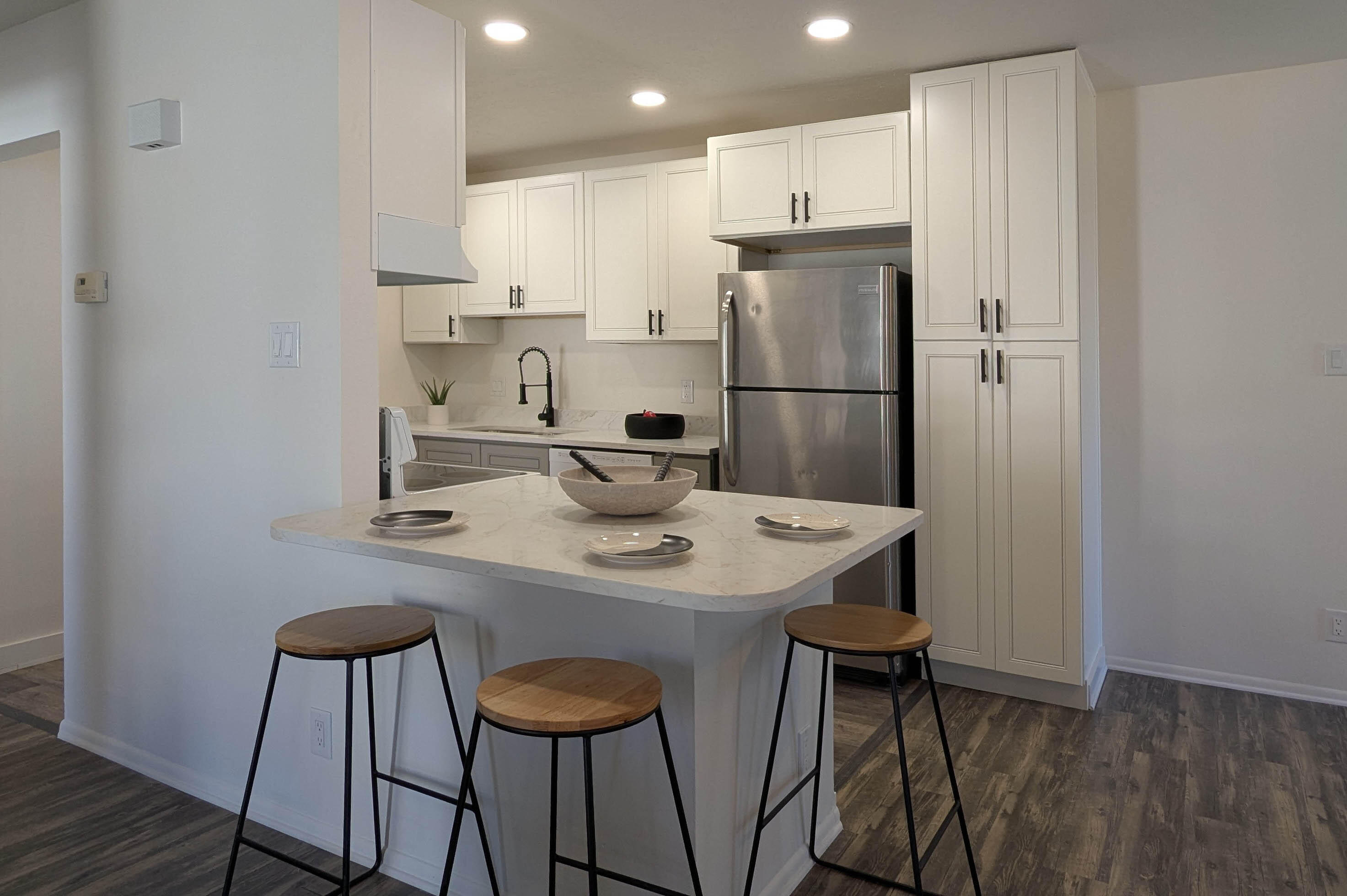 7555 PRAIRIE Road NE