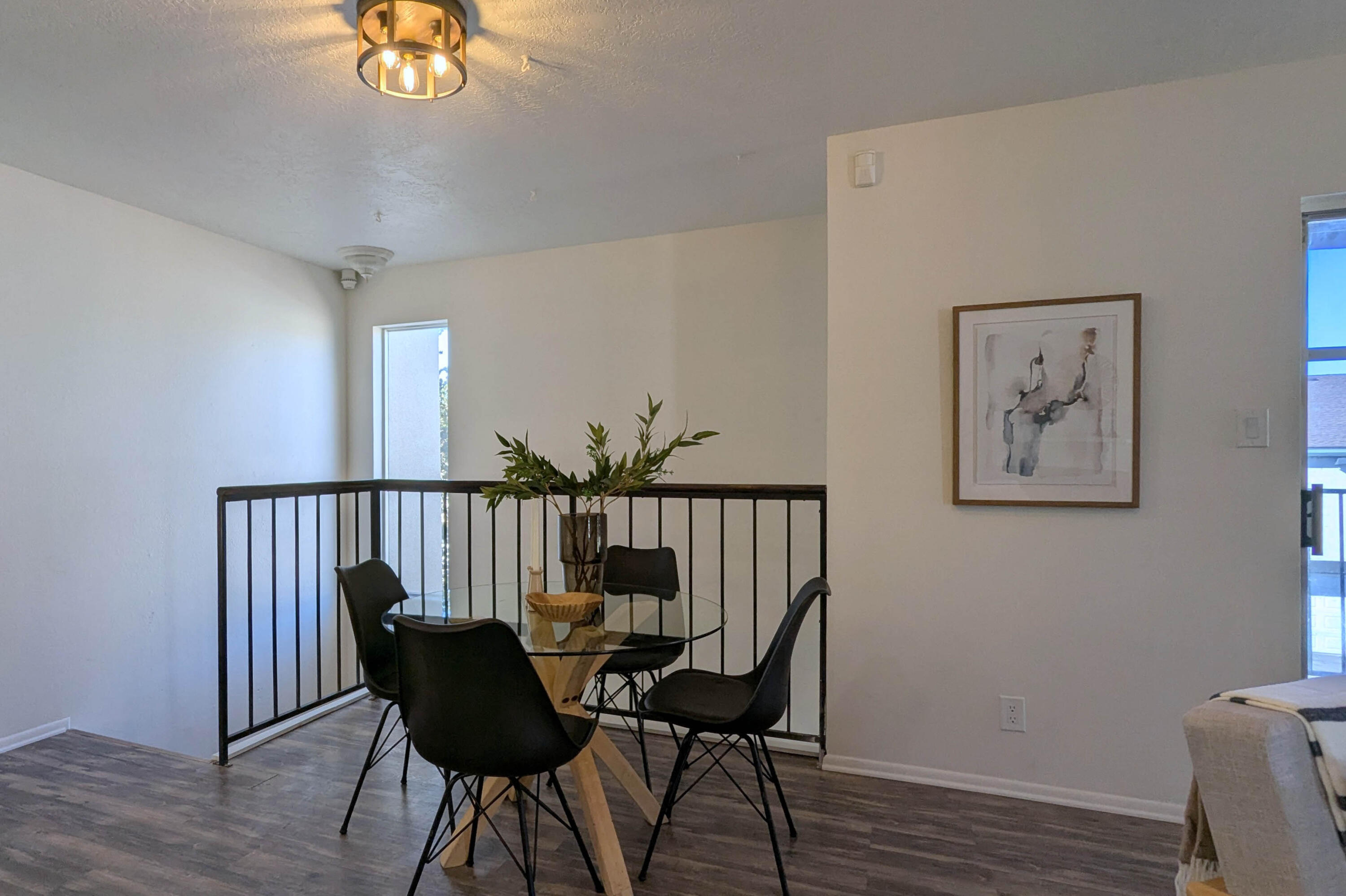 7555 PRAIRIE Road NE