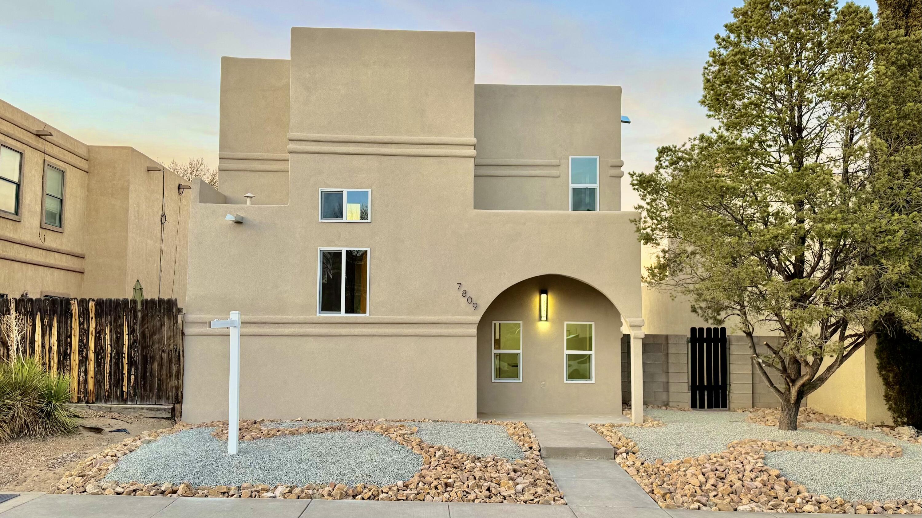 7809 Pinewood Drive NW