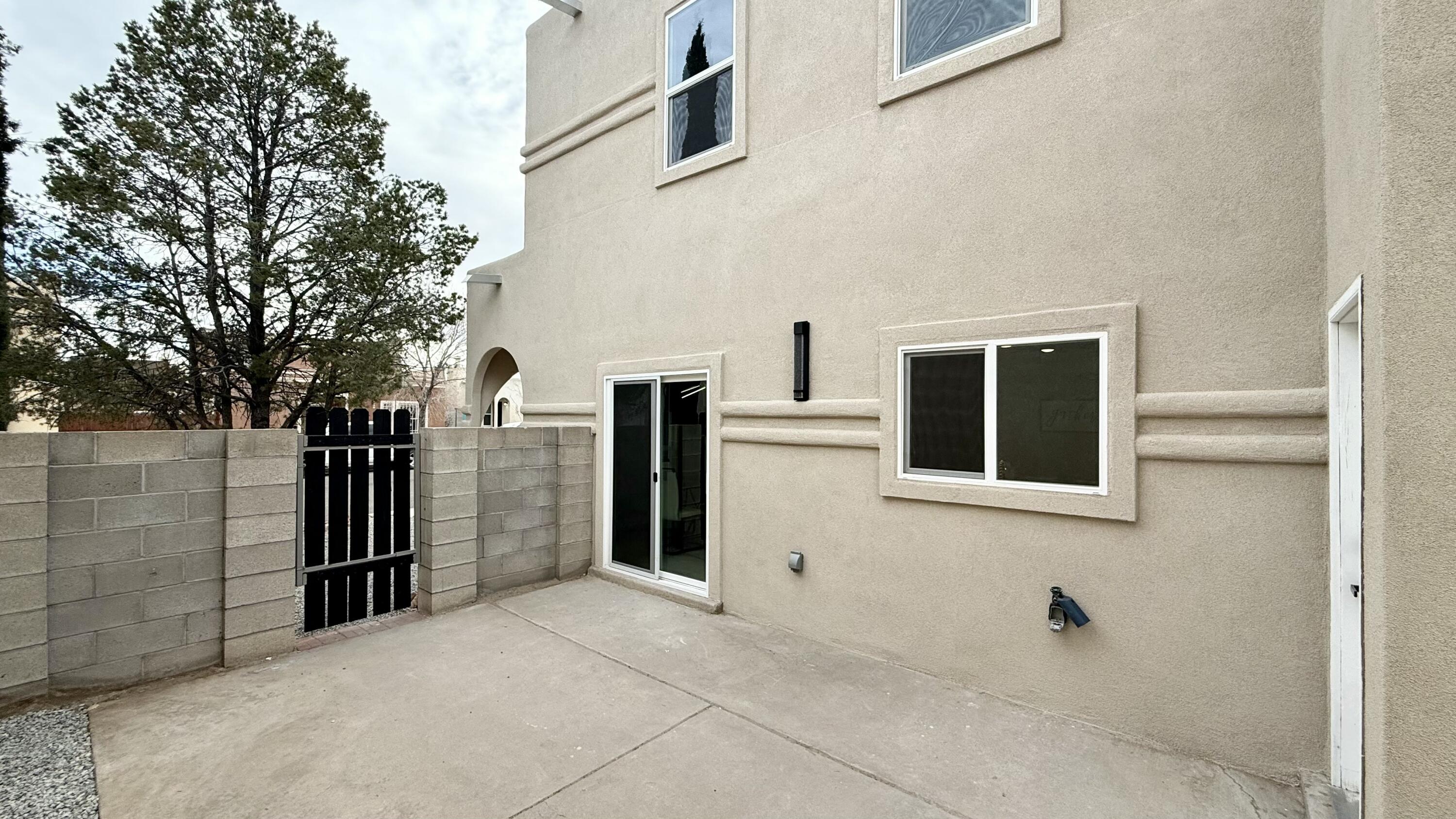 7809 Pinewood Drive NW