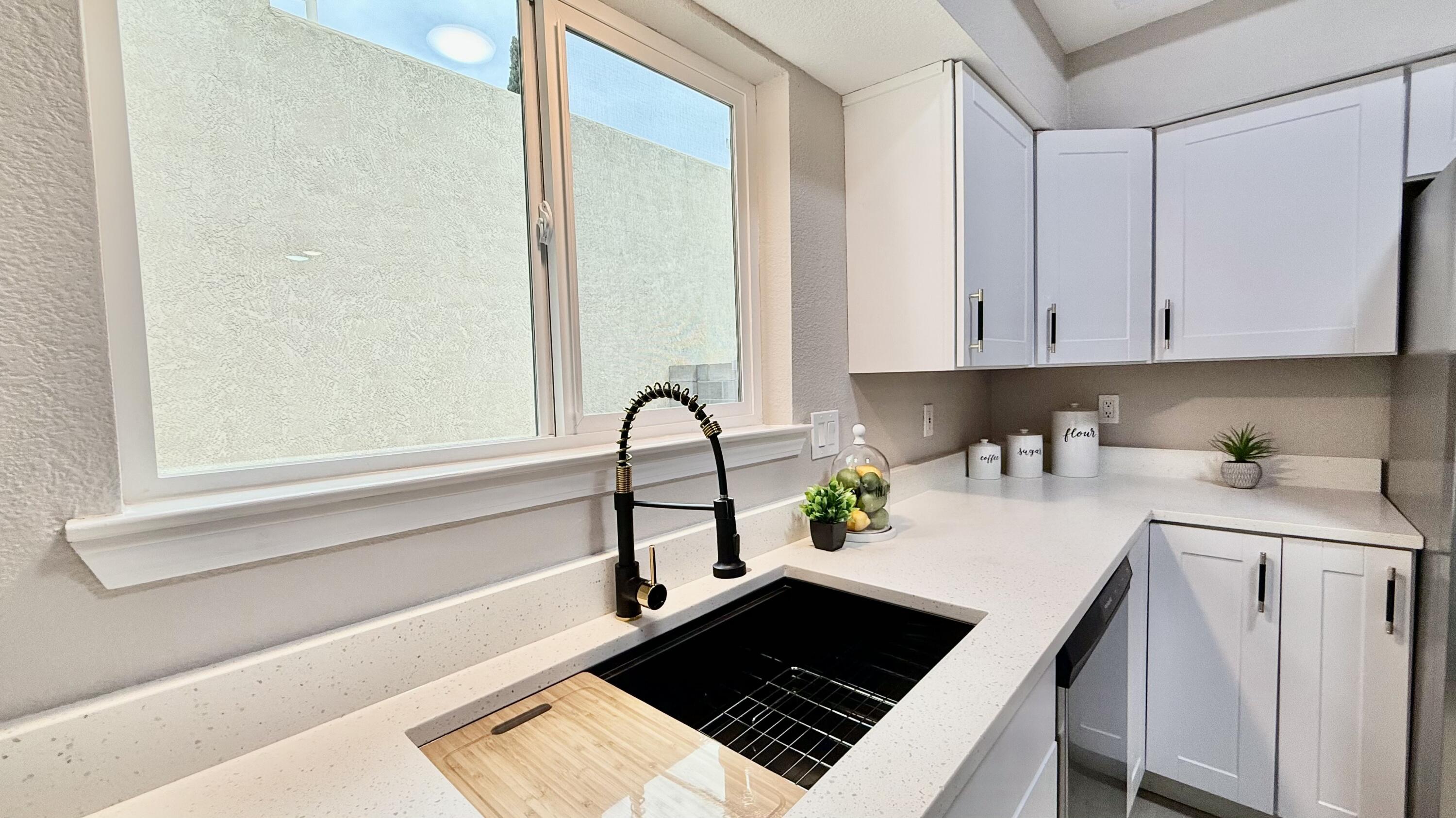 7809 Pinewood Drive NW