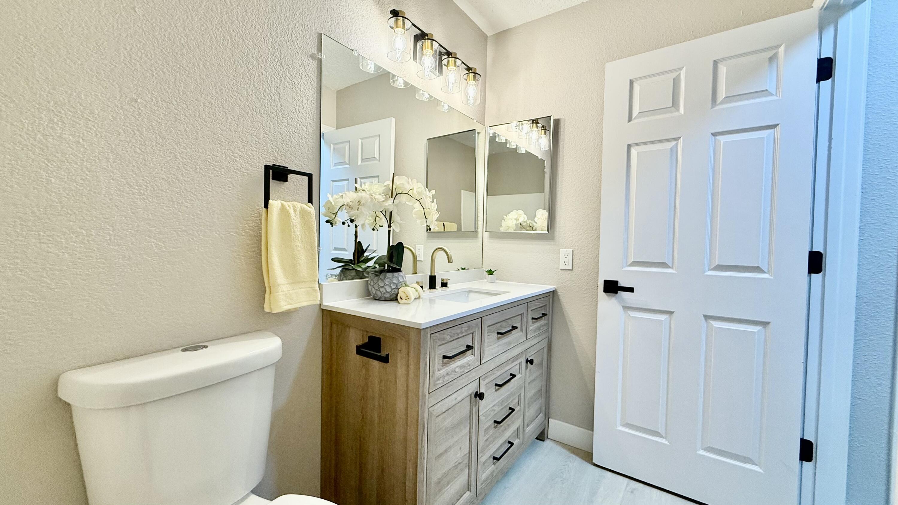 7809 Pinewood Drive NW