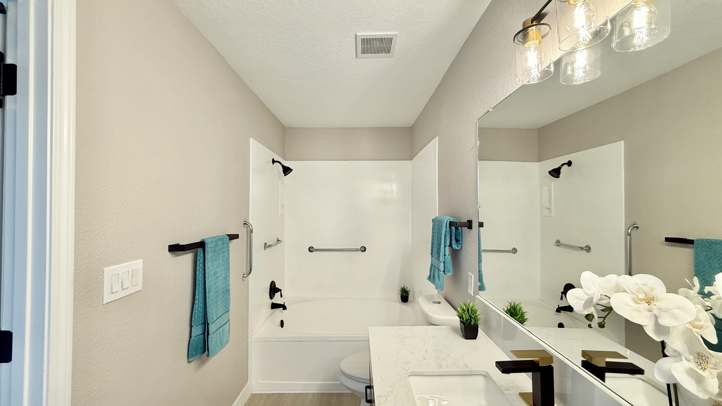 7809 Pinewood Drive NW