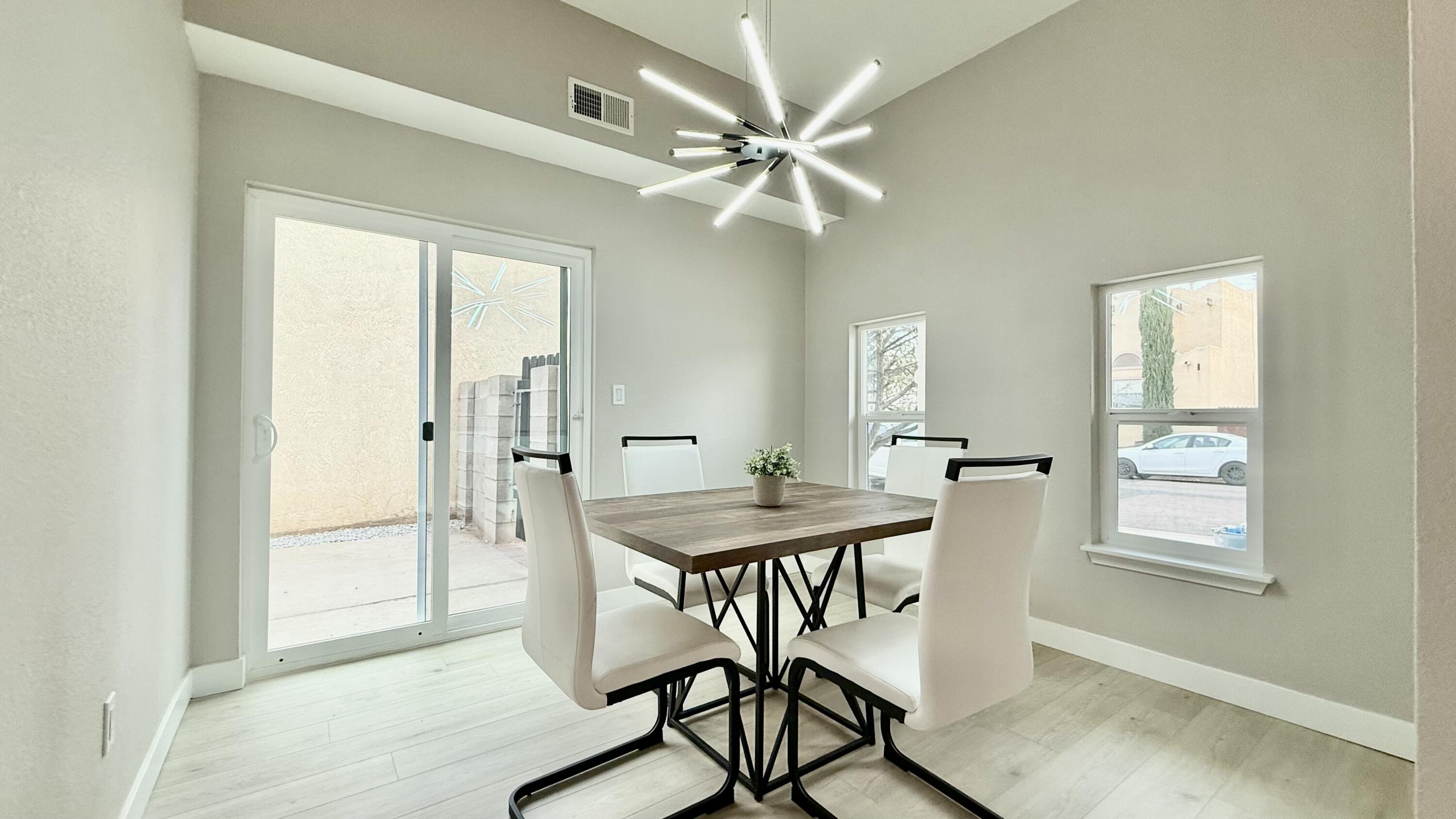 7809 Pinewood Drive NW