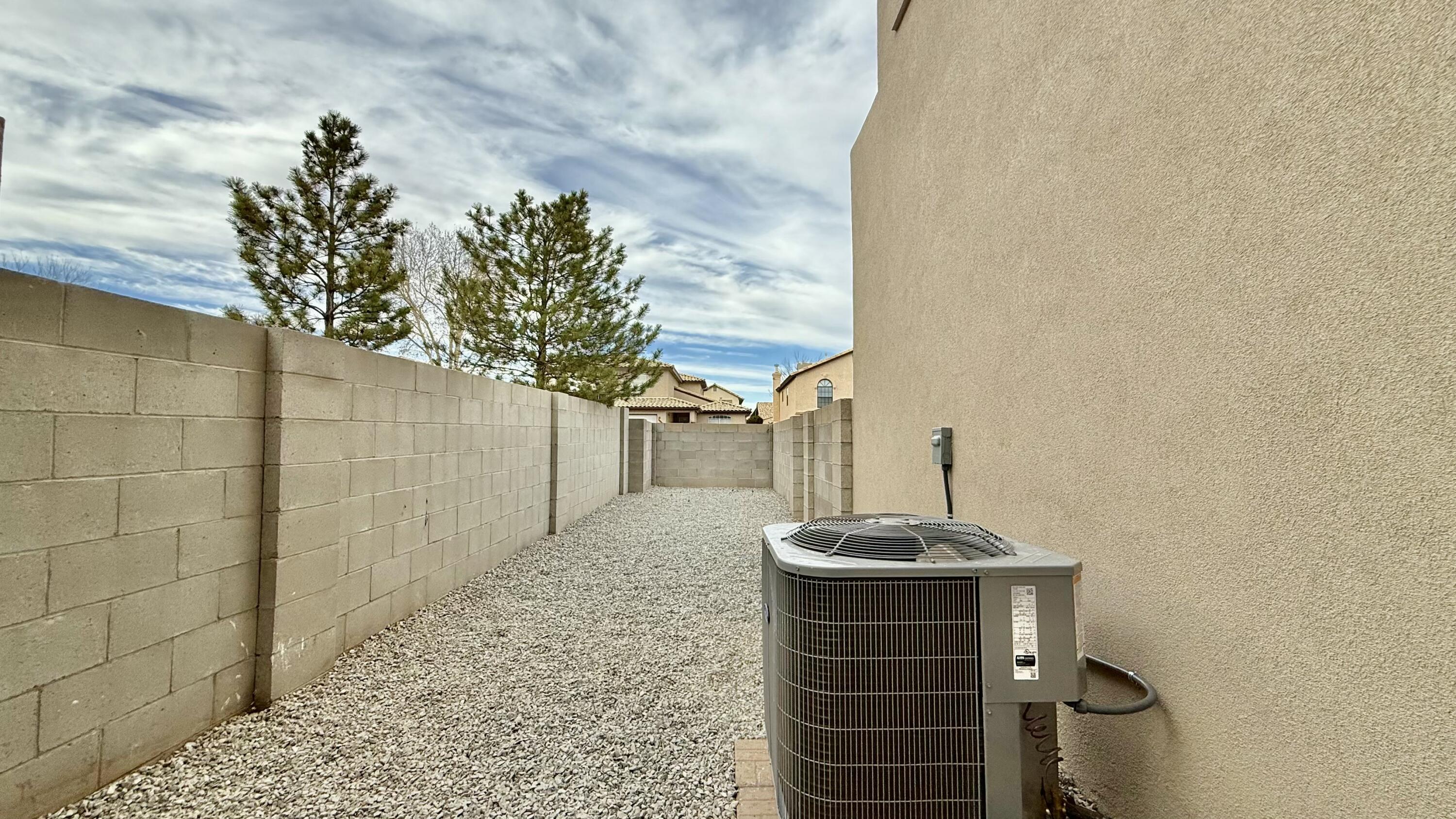 7809 Pinewood Drive NW