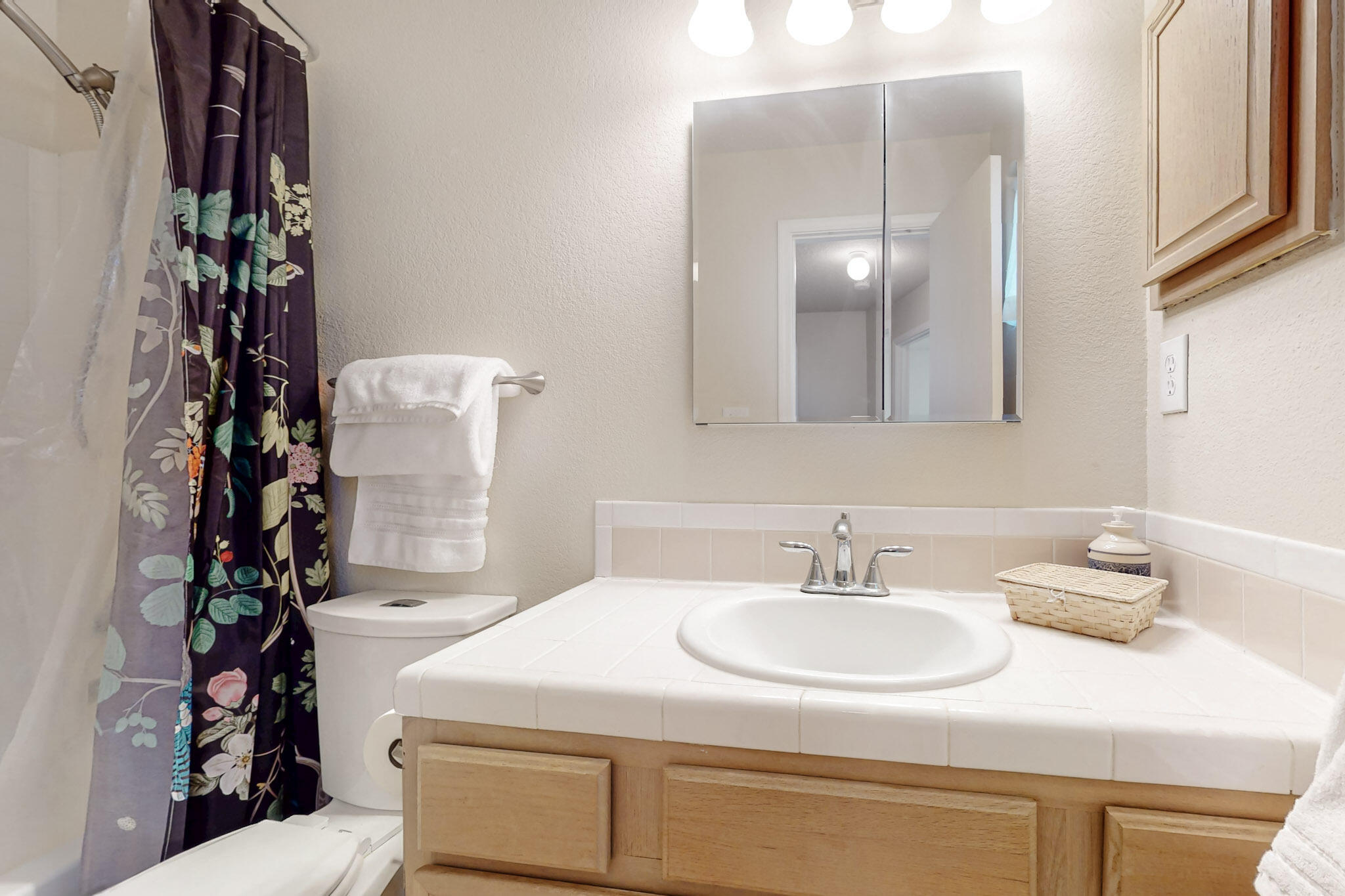 8409 WYNVIEW Court NW