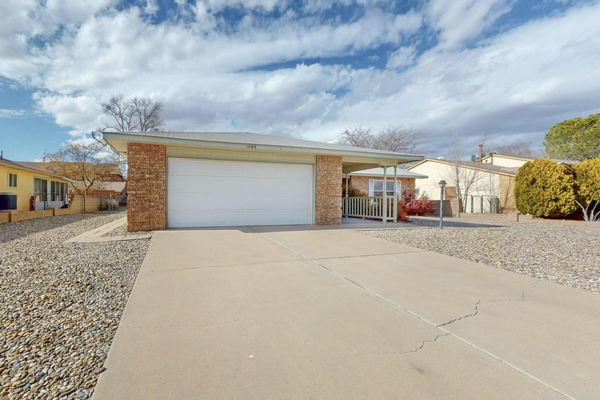 1089 SANDIA VISTA Road NE