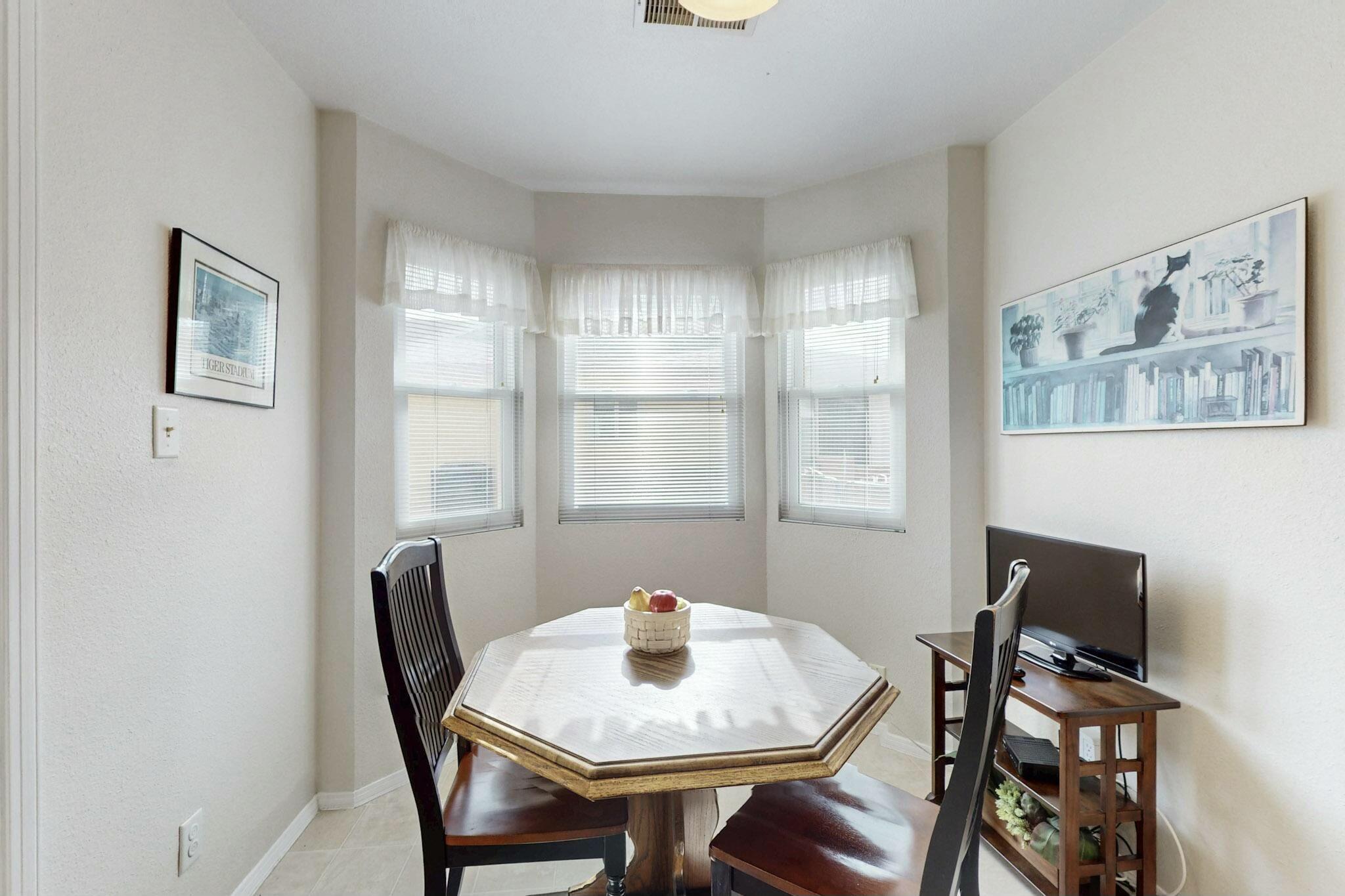 1089 SANDIA VISTA Road NE