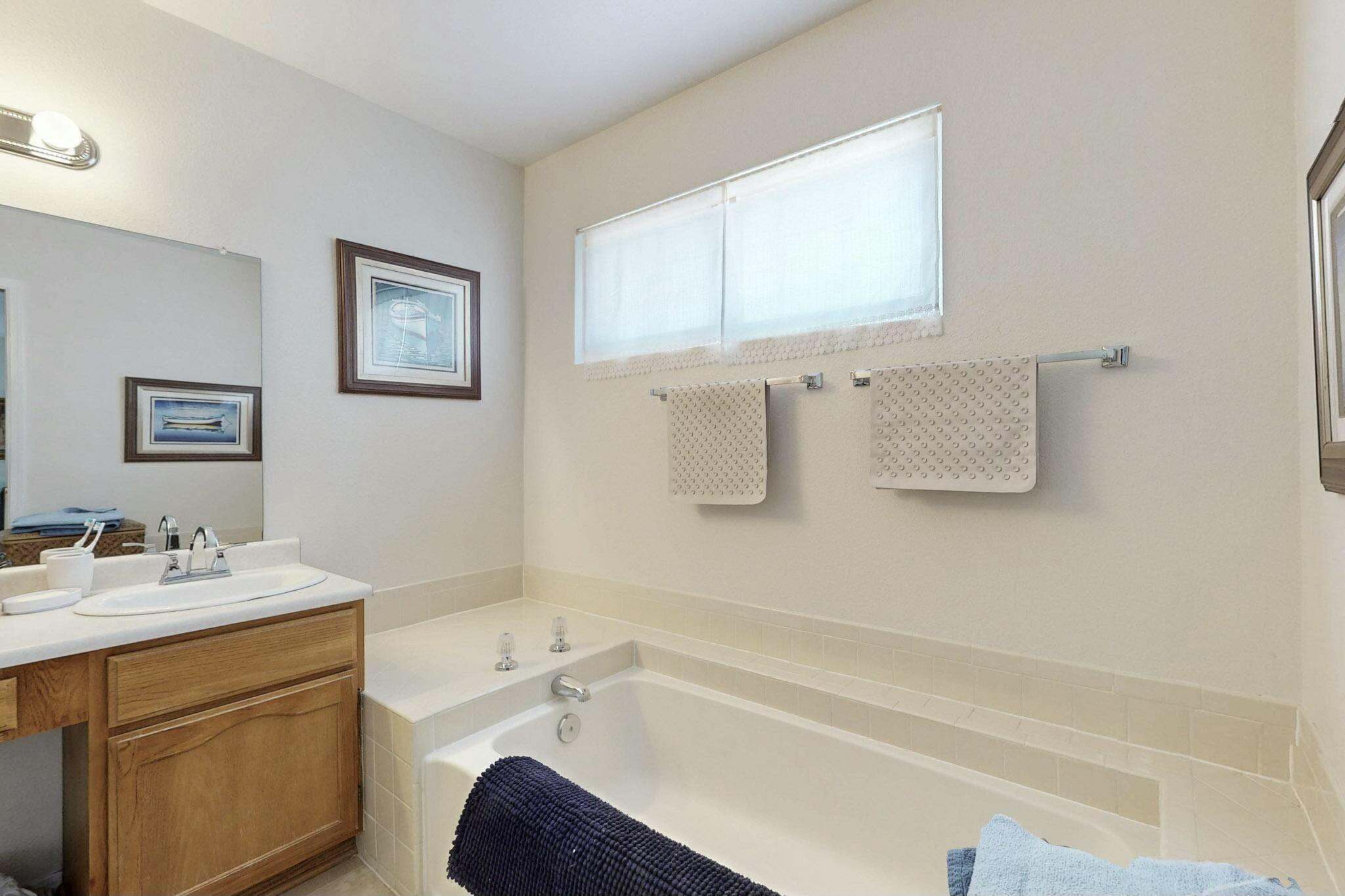 1089 SANDIA VISTA Road NE