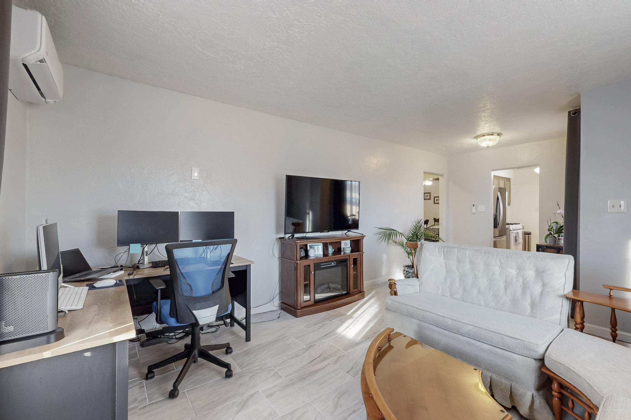 5417 EL ENCANTO Place NE