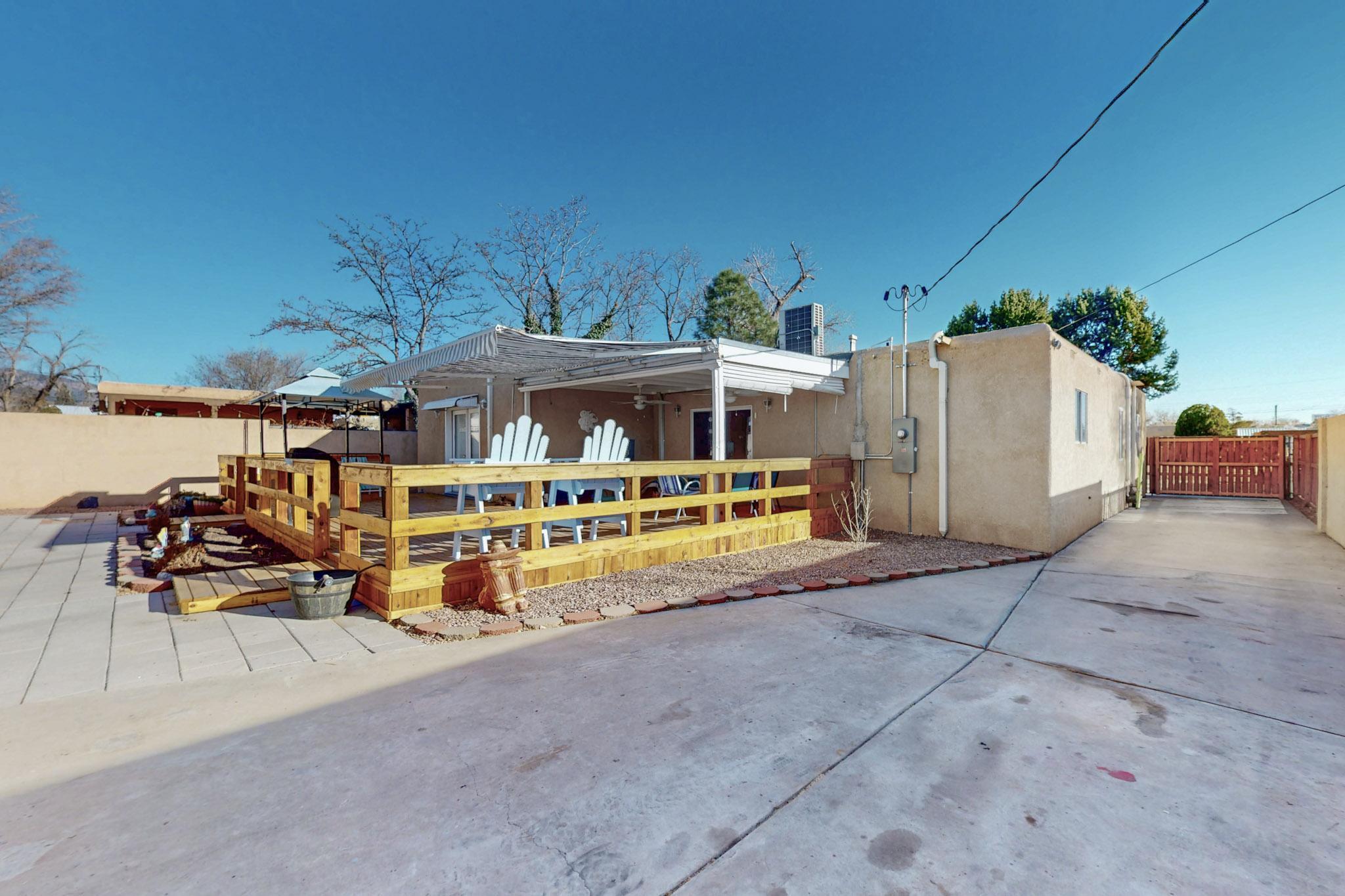 5417 EL ENCANTO Place NE